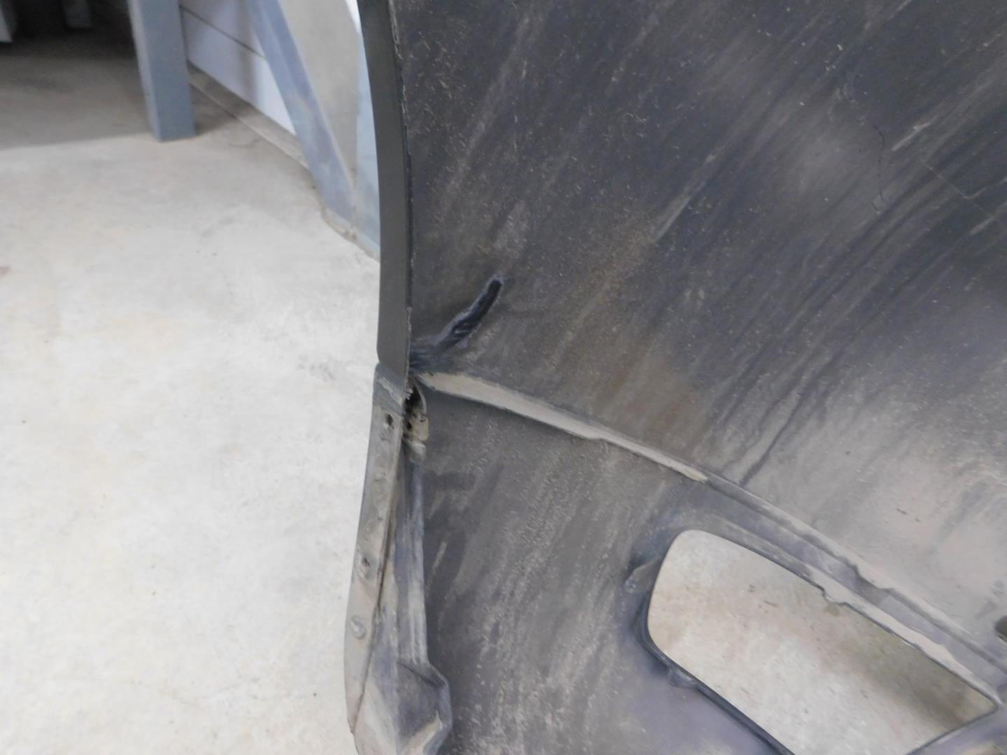 Бампер задний