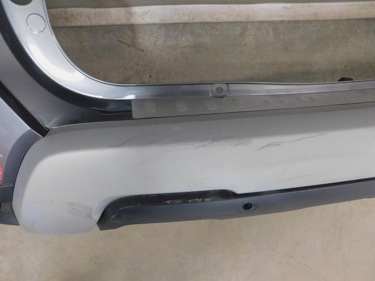 Бампер задний