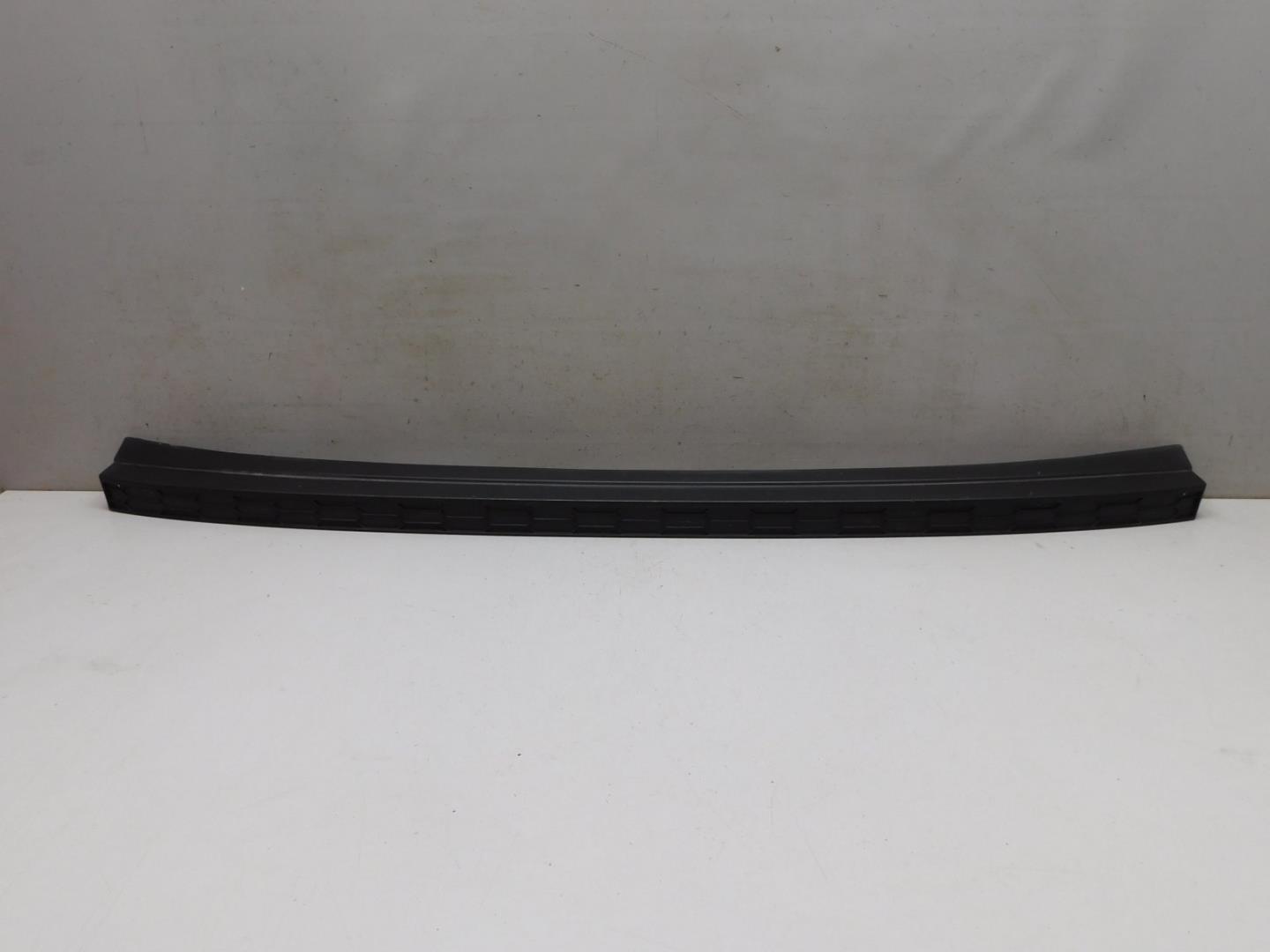 Накладка заднего бампера