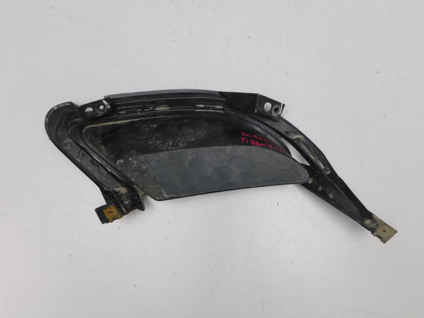 Накладка заднего бампера левая