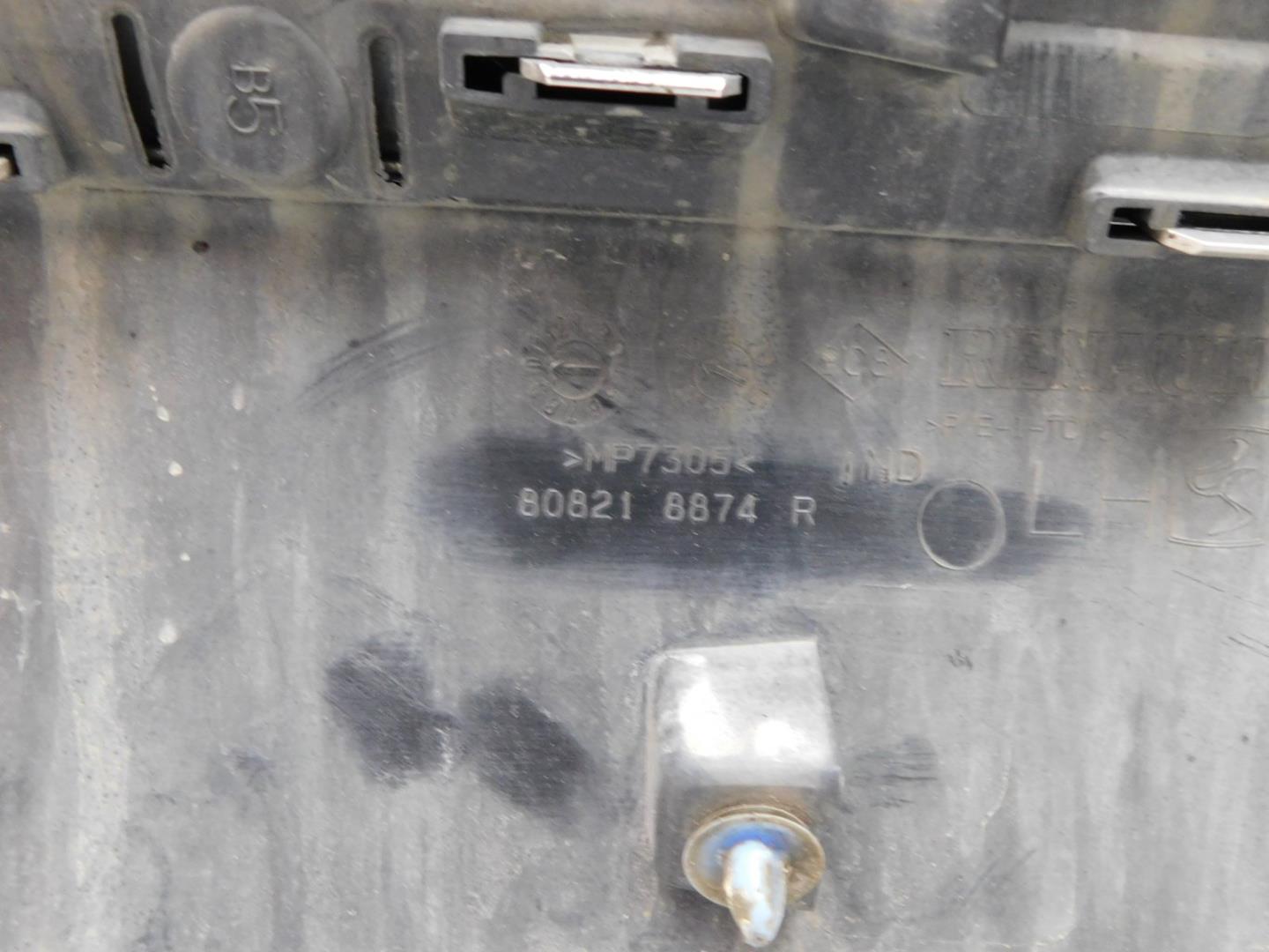 Накладка двери передней левой