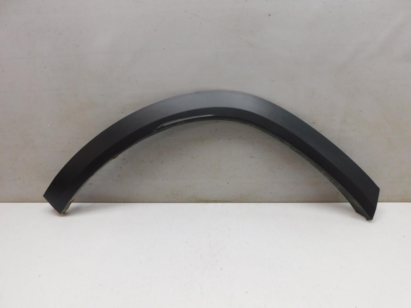 Накладка заднего крыла правого