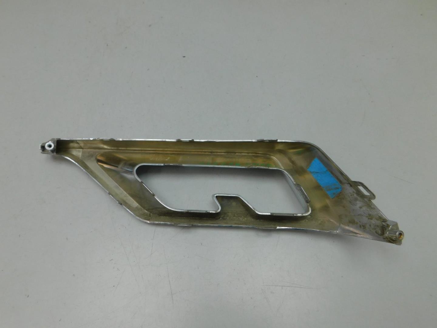 Накладка заднего бампера левая