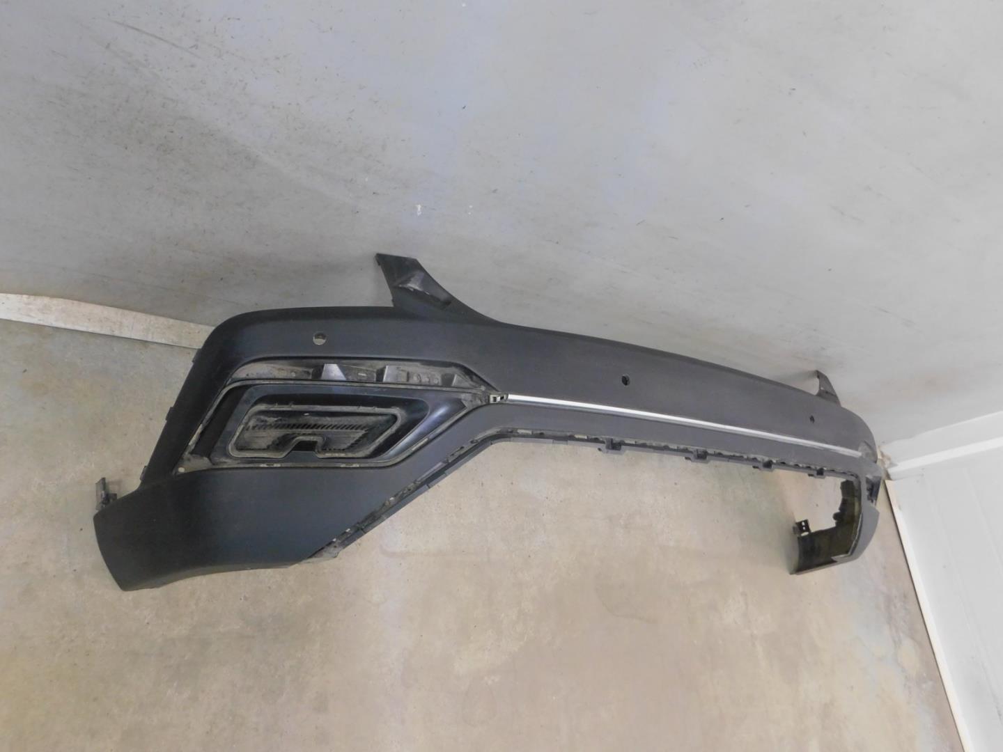 Бампер задний