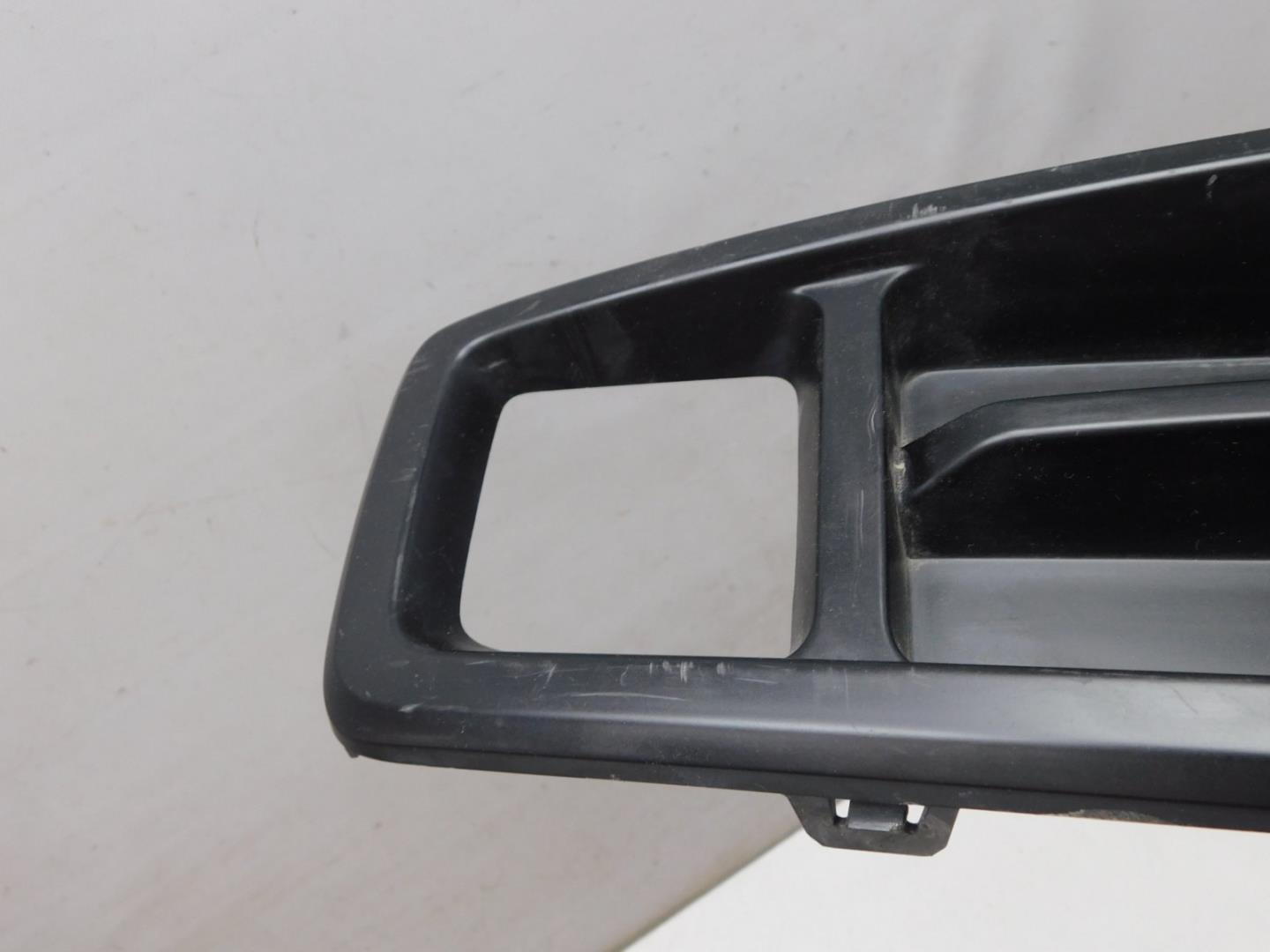 Накладка заднего бампера левая