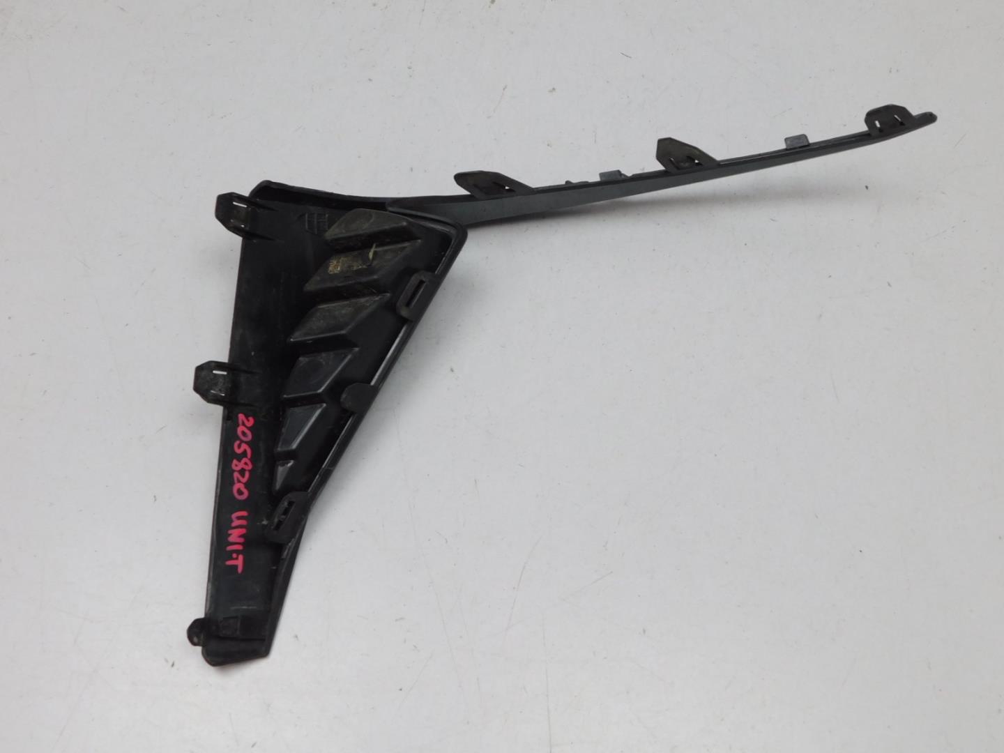 Накладка заднего бампера правая