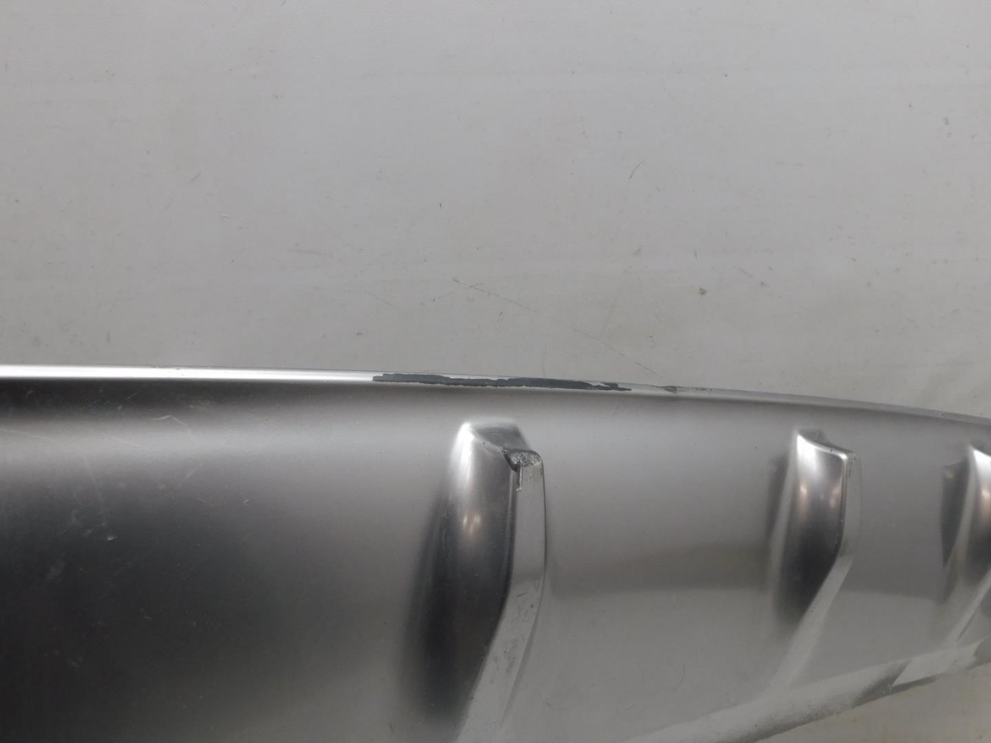 Накладка заднего бампера