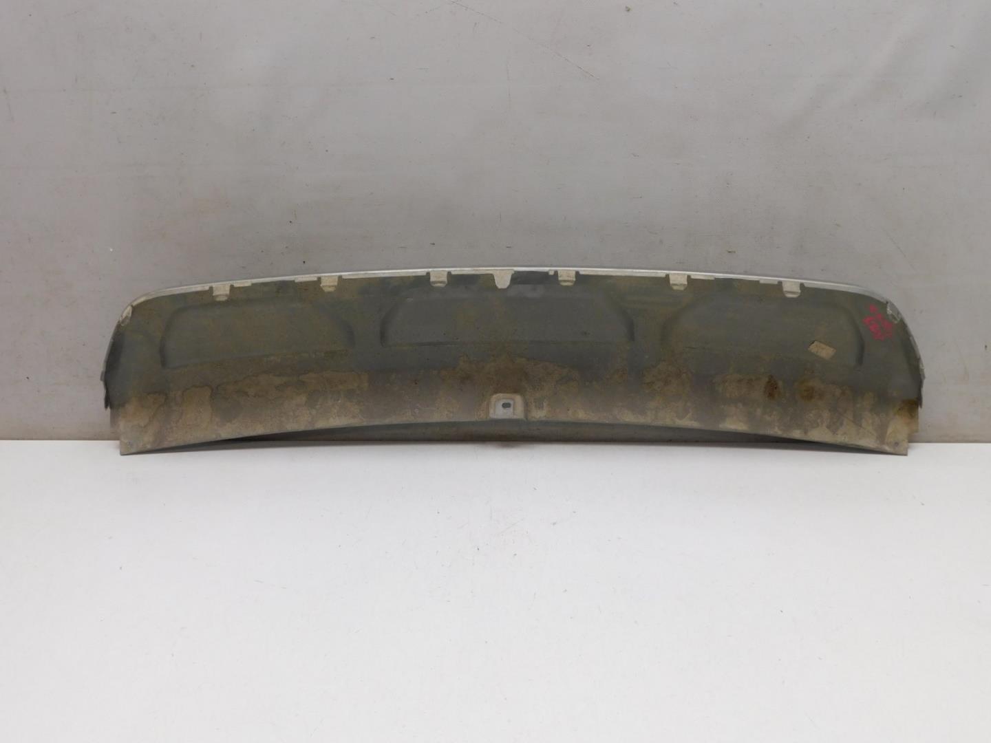 Накладка заднего бампера