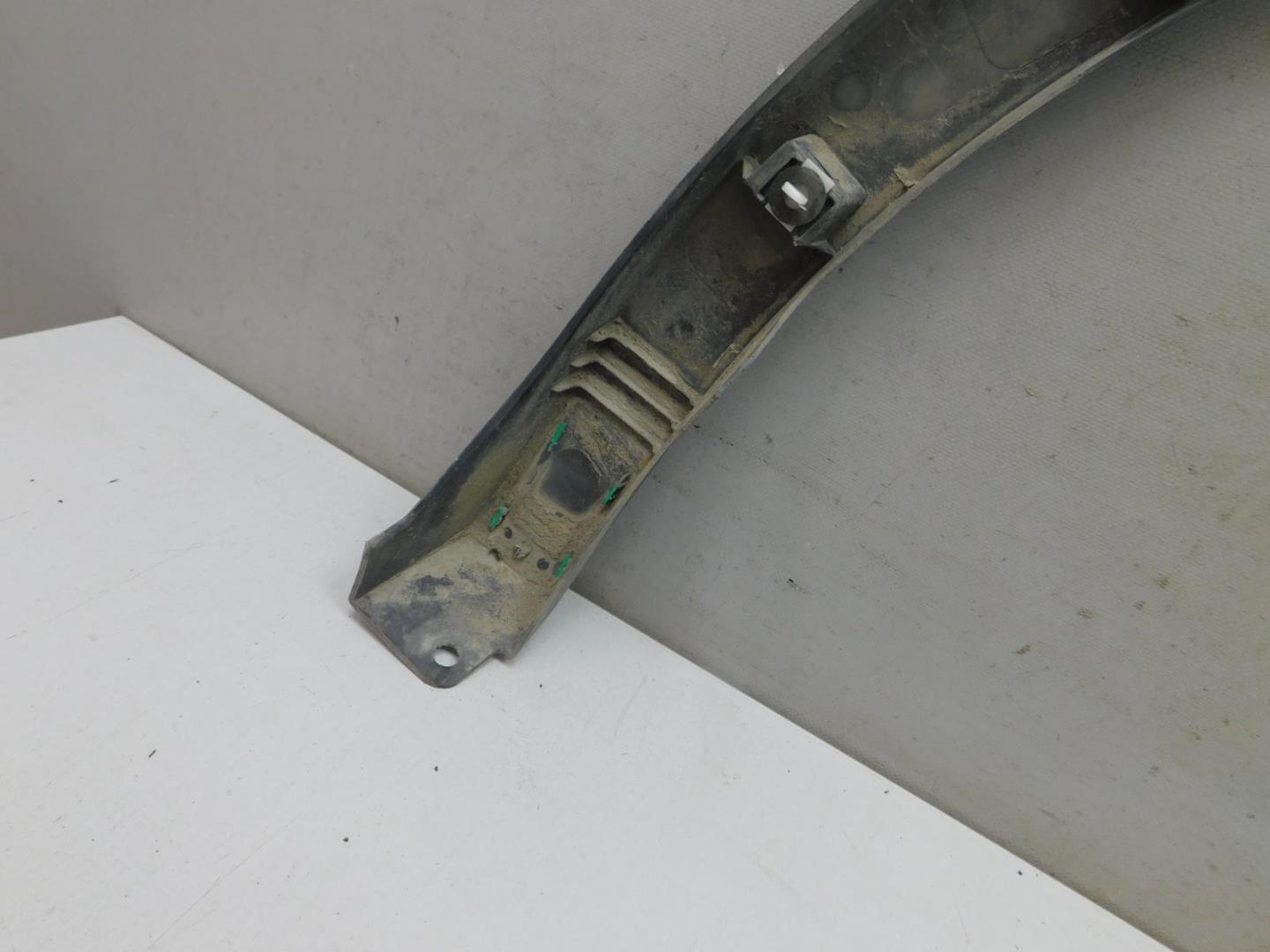 Накладка заднего крыла правого