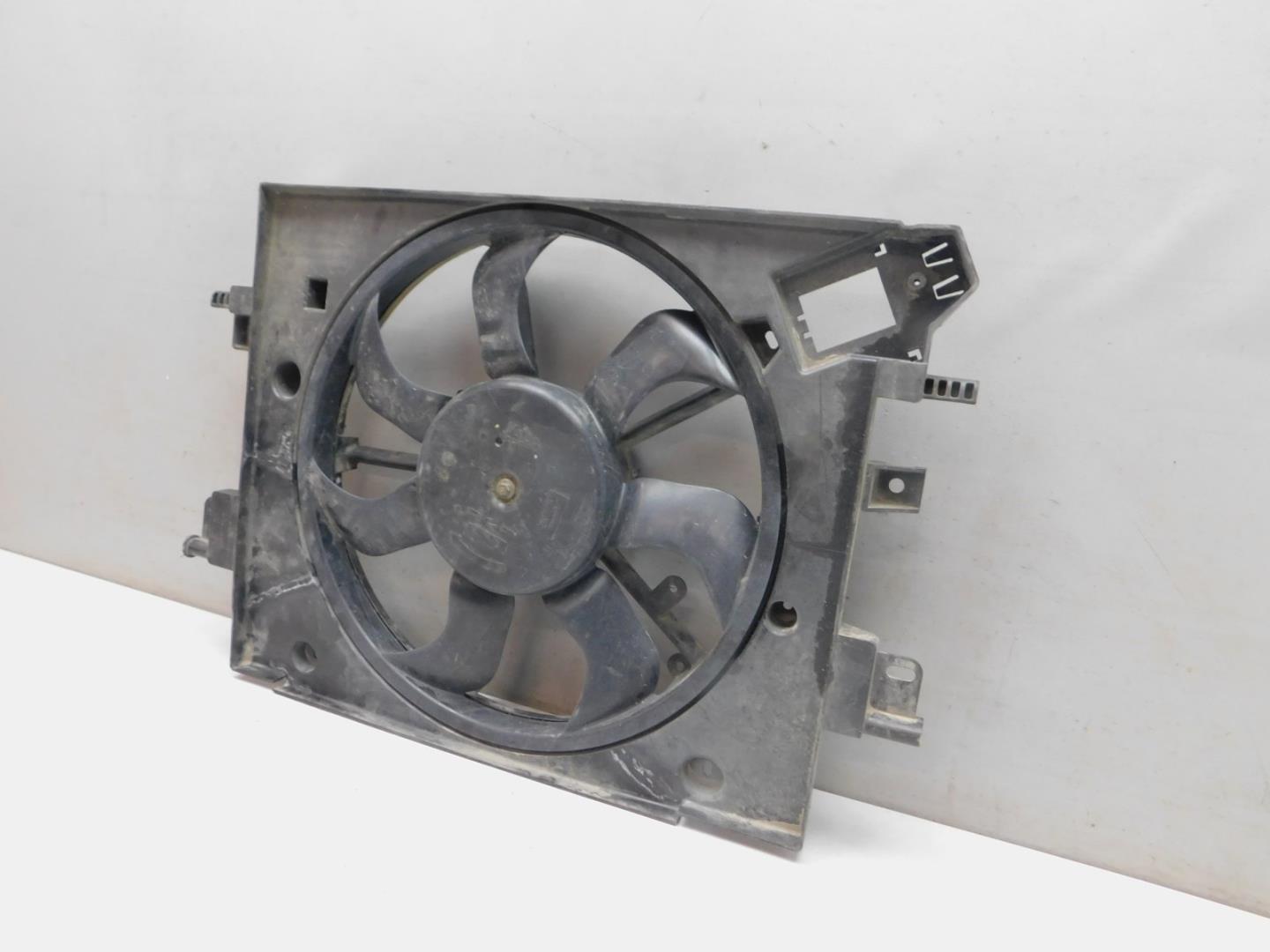 Диффузор вентилятора