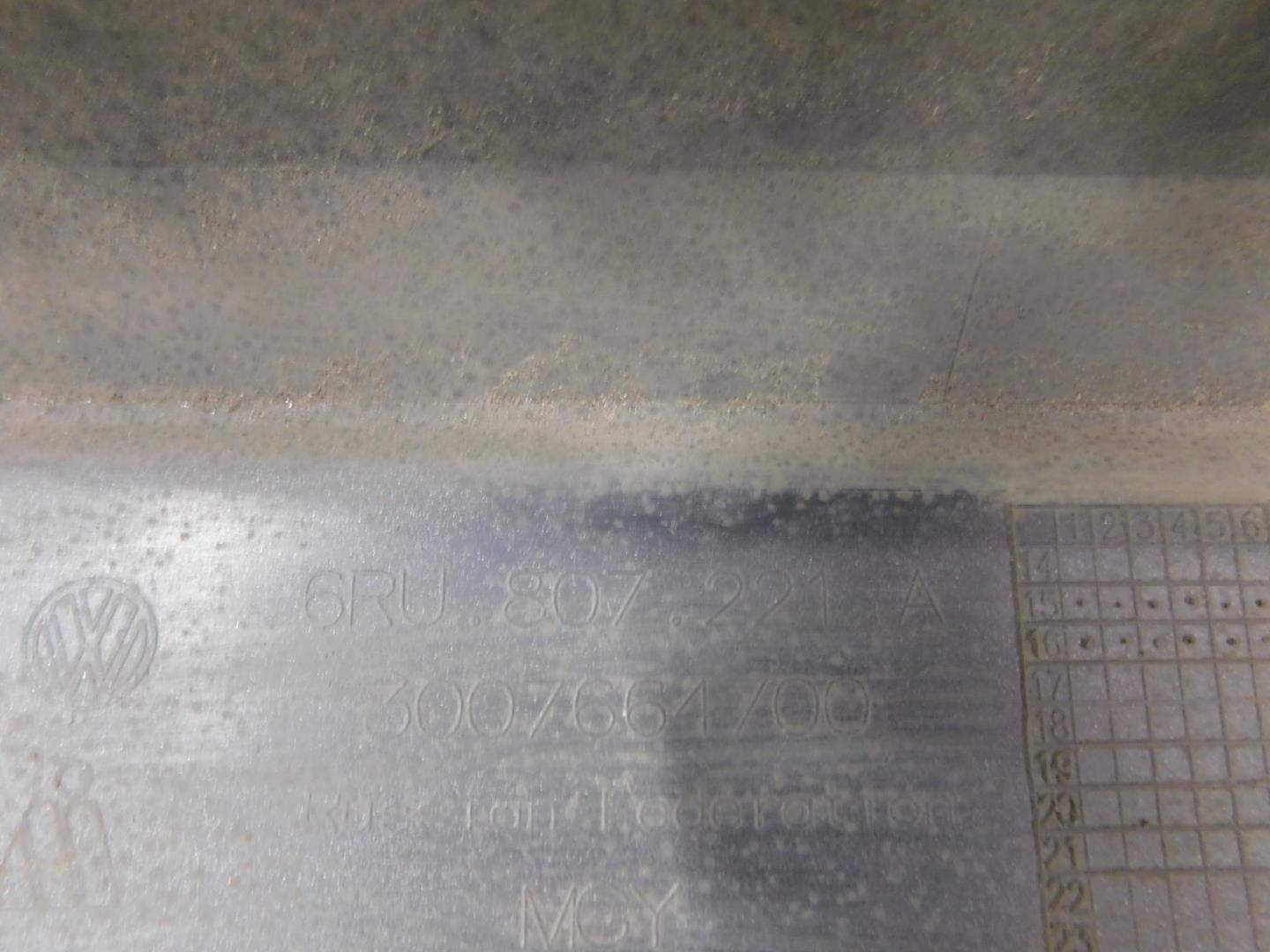 Бампер передний