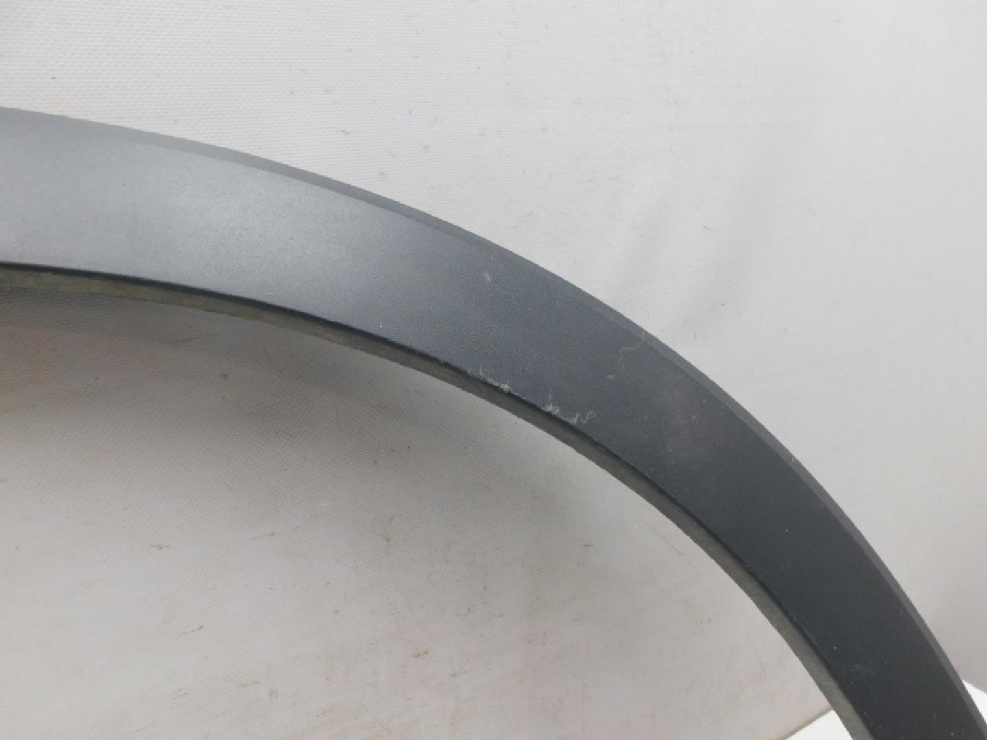 Накладка заднего крыла правого