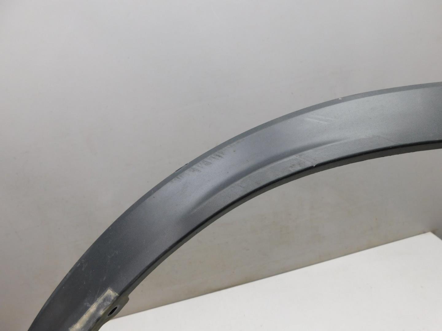 Накладка заднего крыла правого