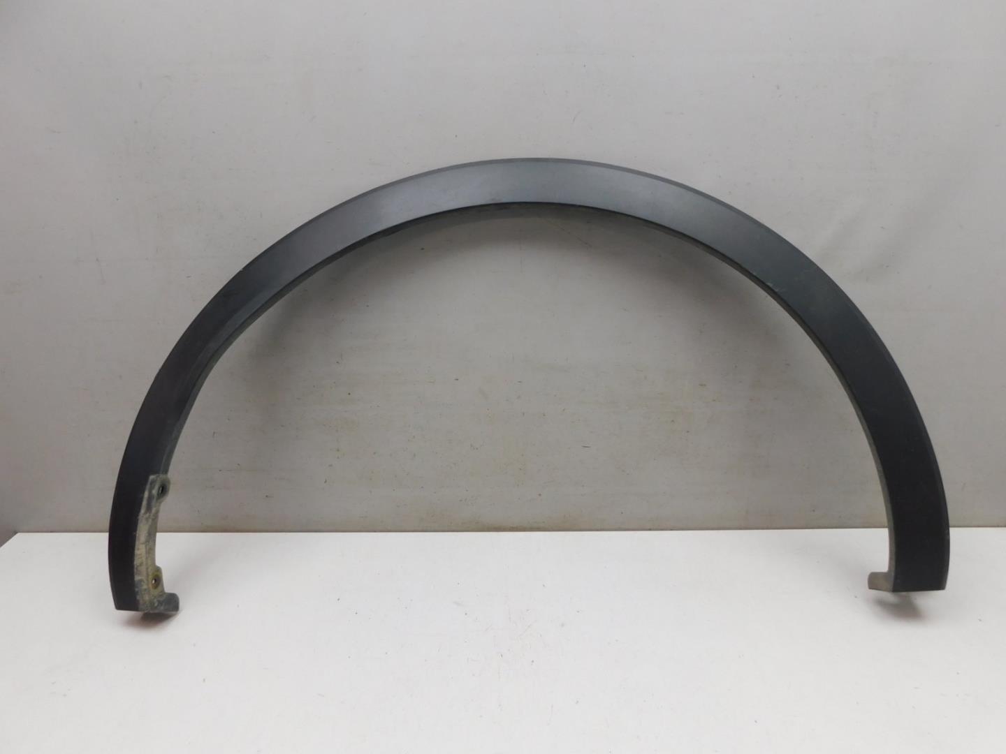 Накладка заднего крыла правого