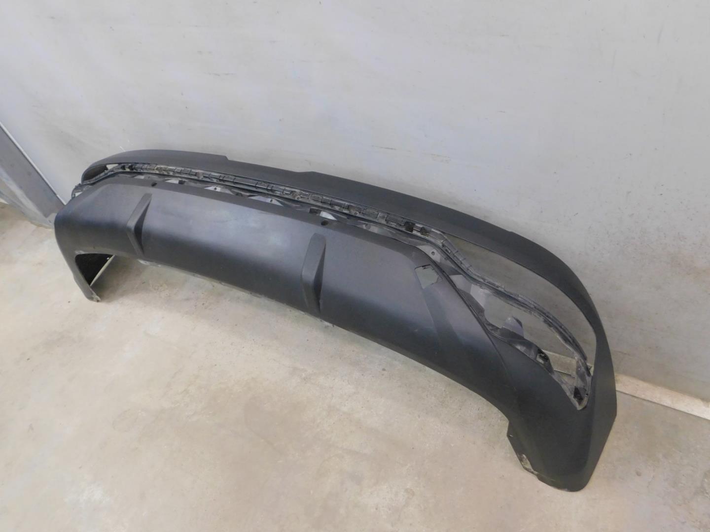 Бампер задний