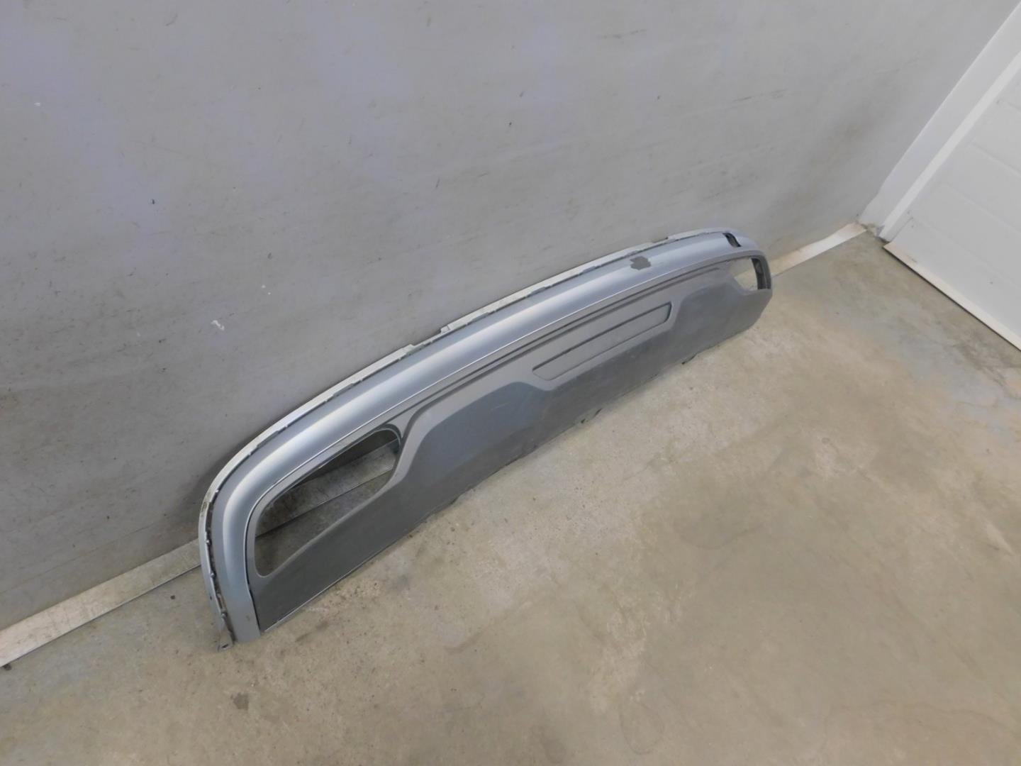 Накладка заднего бампера