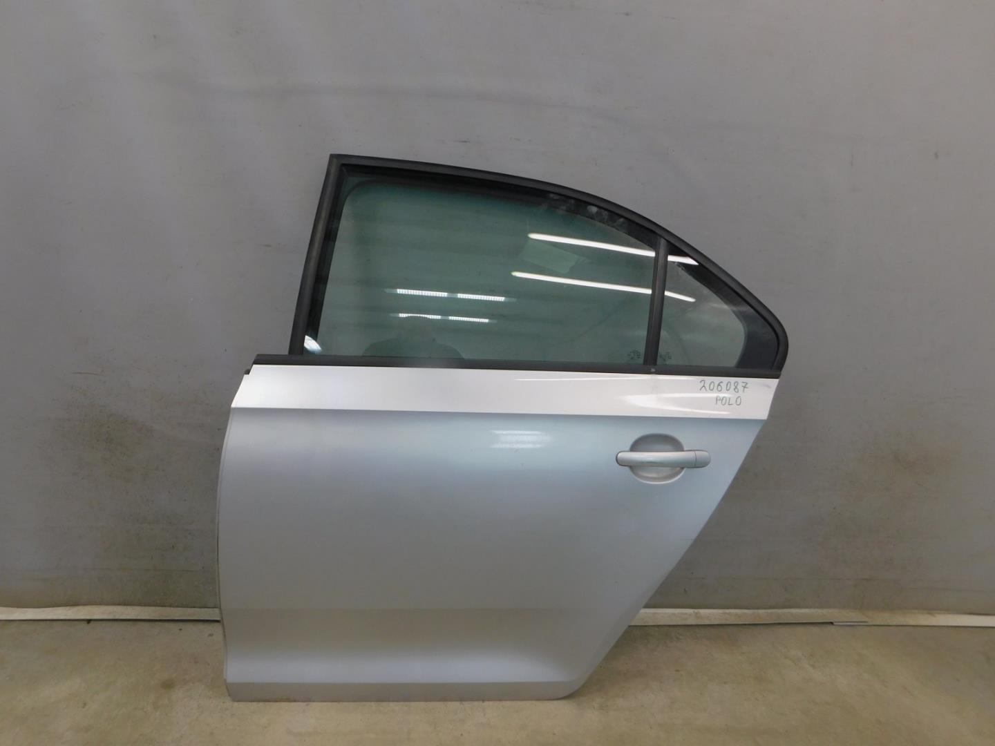 Дверь задняя левая