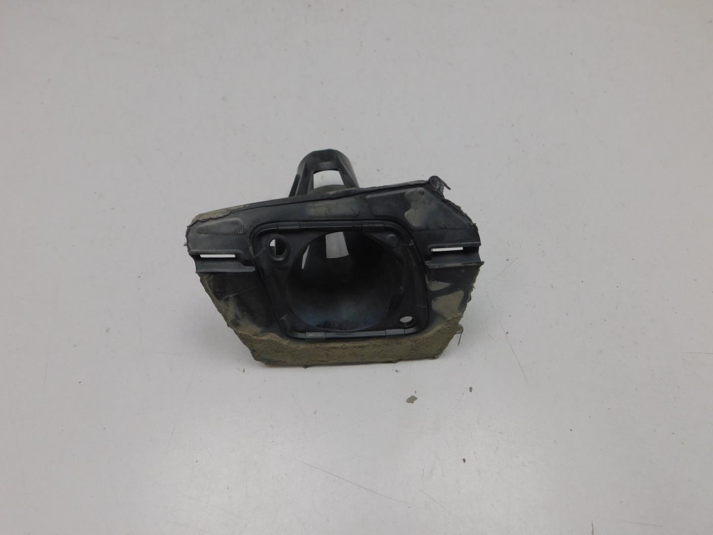 Кронштейн форсунки омывателя фары