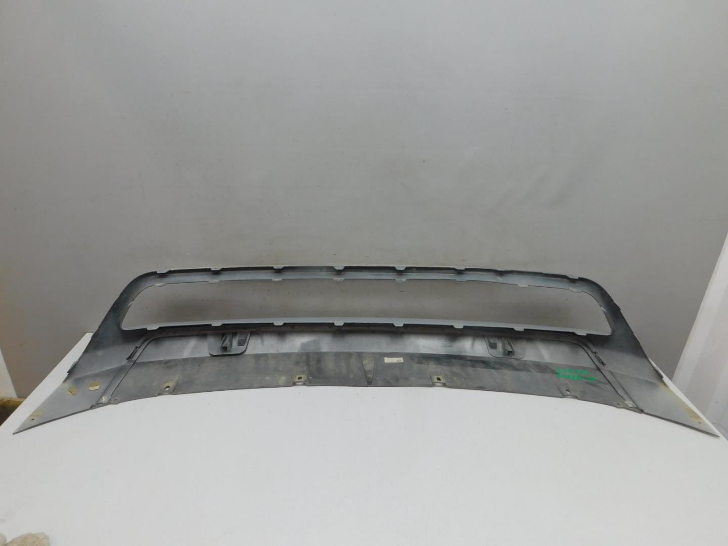 Накладка переднего бампера