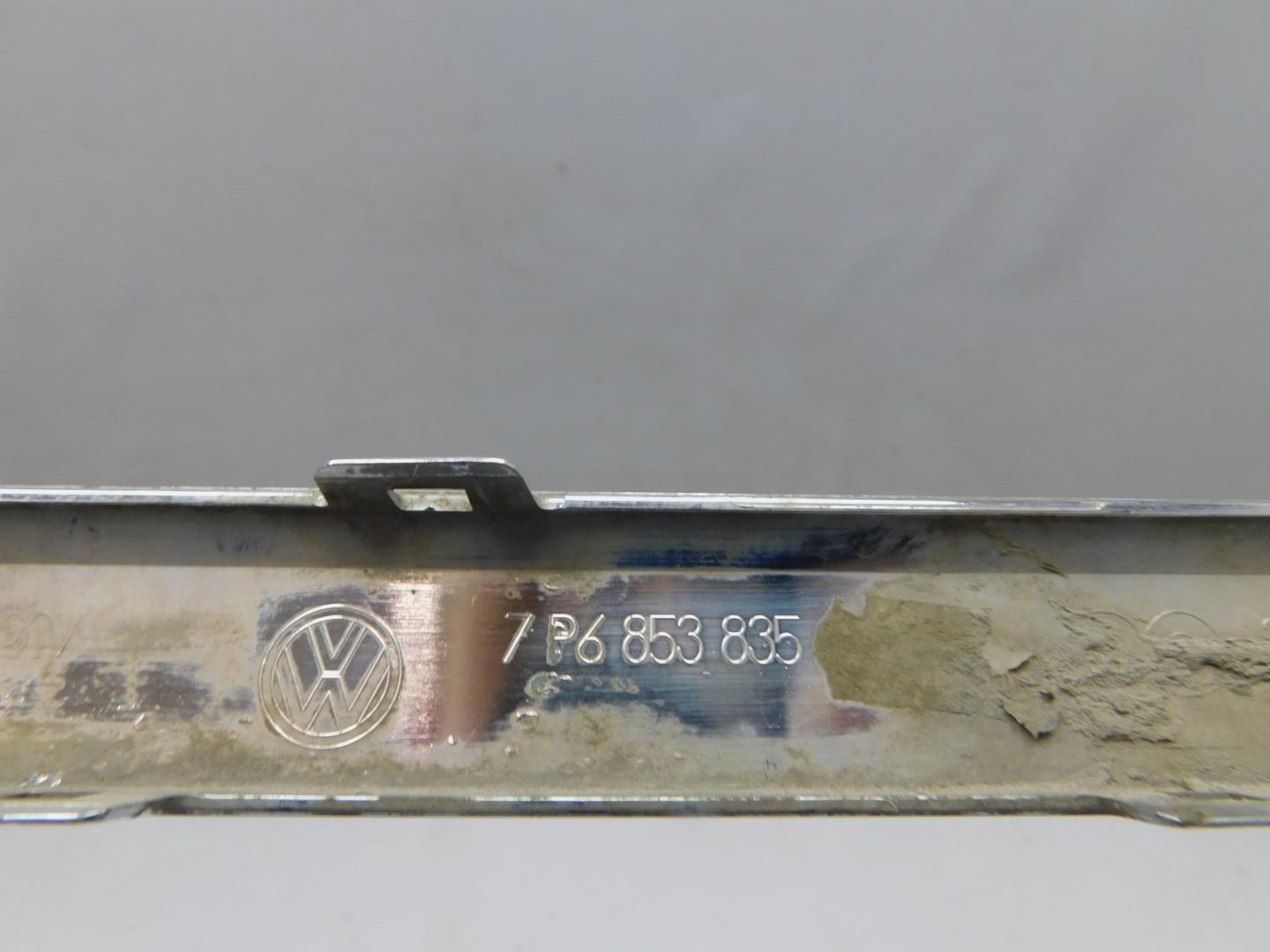 Молдинг заднего бампера