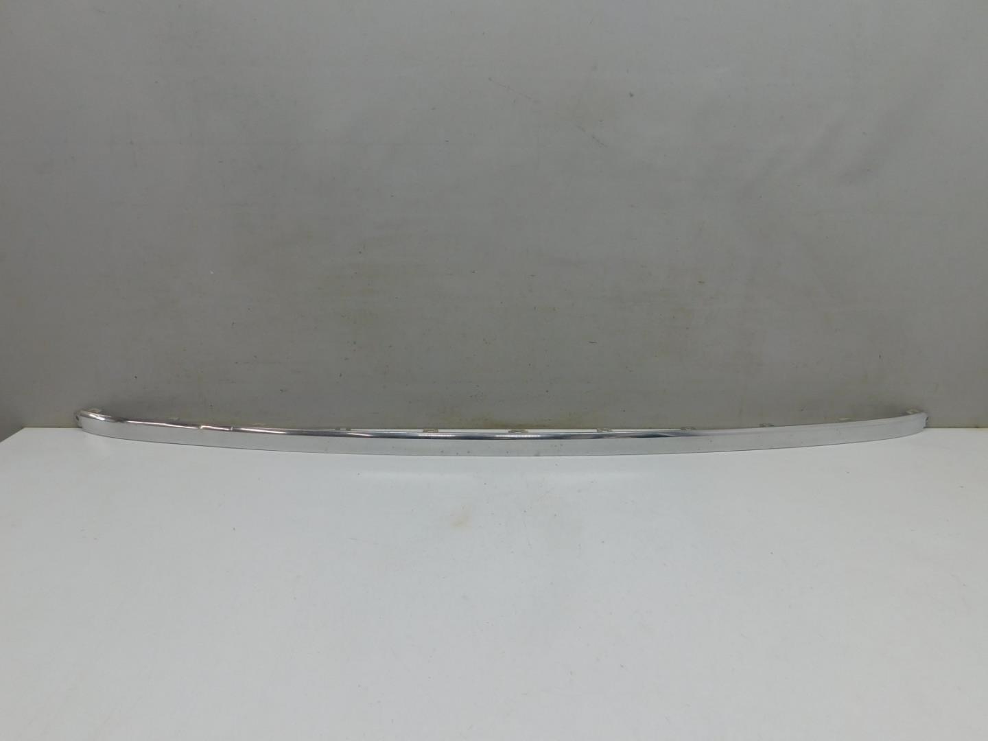 Молдинг заднего бампера