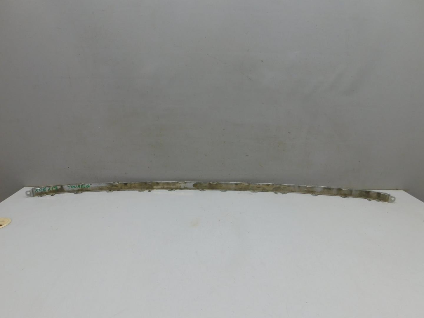 Молдинг заднего бампера