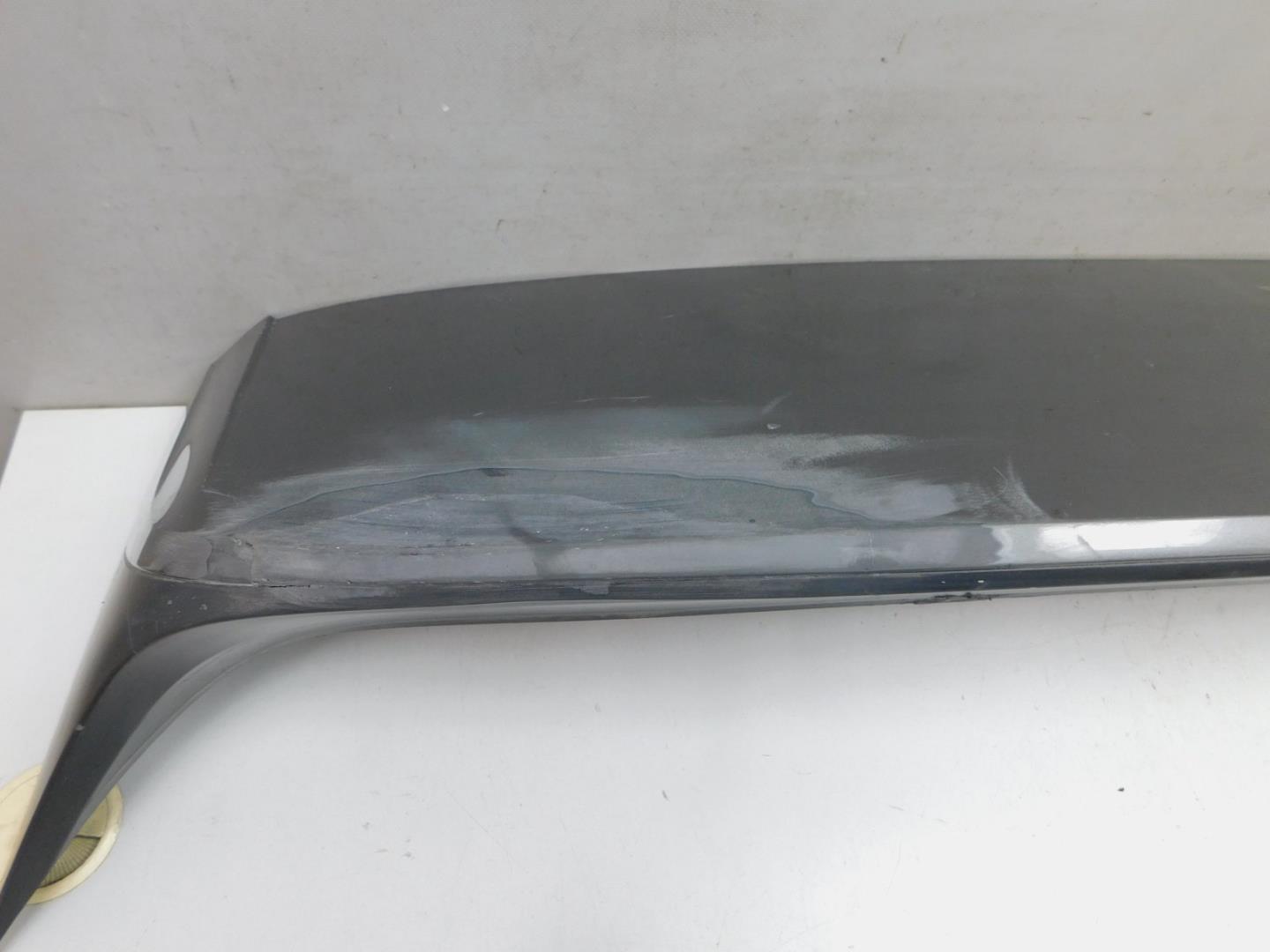 Спойлер (дефлектор) крышки багажника