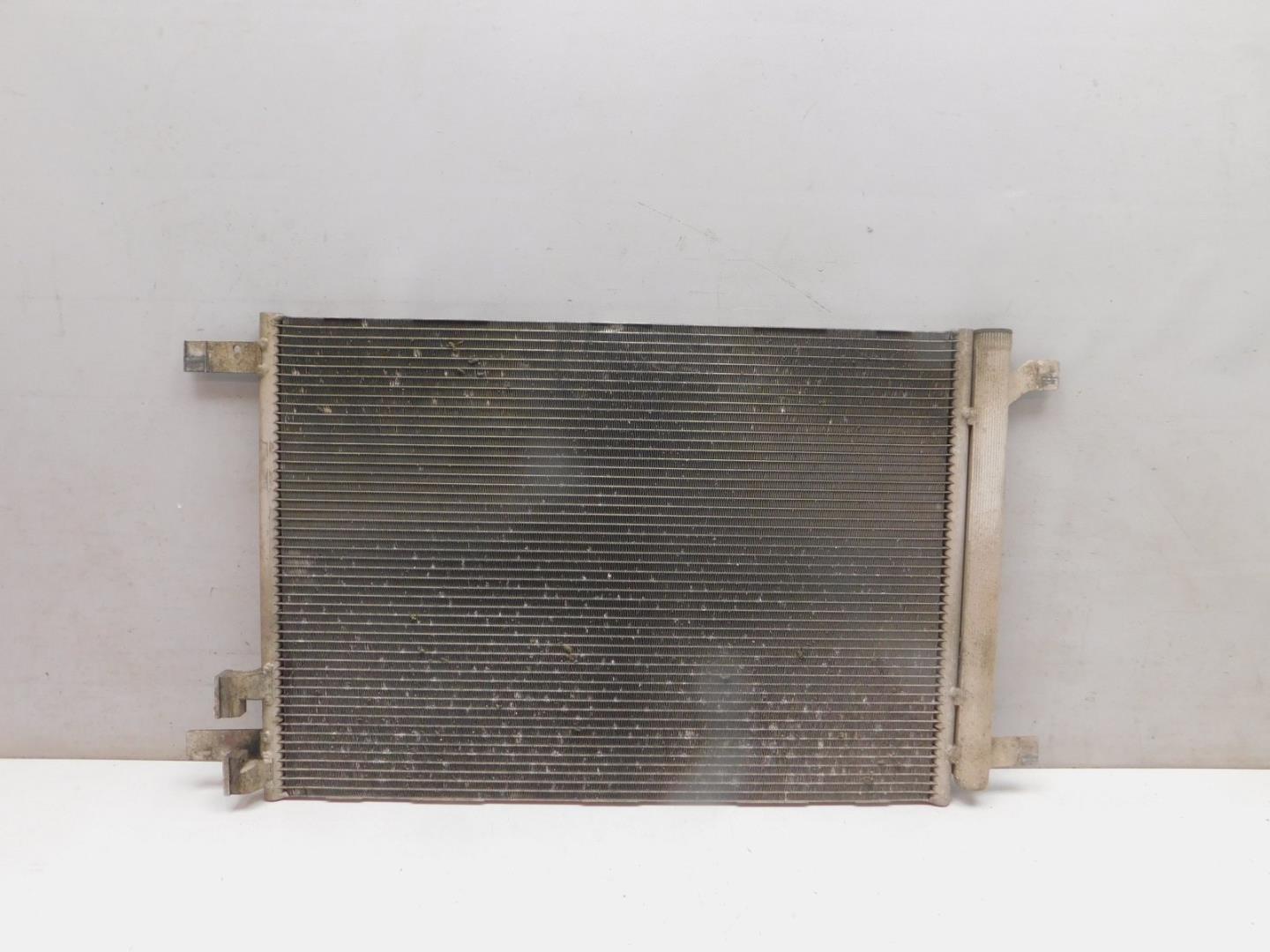 Радиатор кондиционера / конденсер