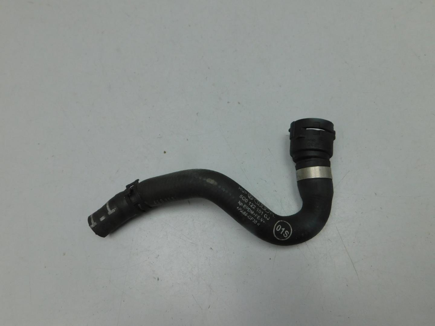 Шланг системы охлаждения