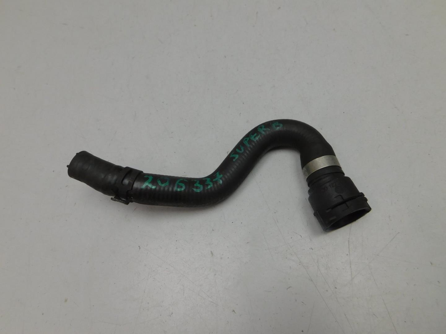 Шланг системы охлаждения