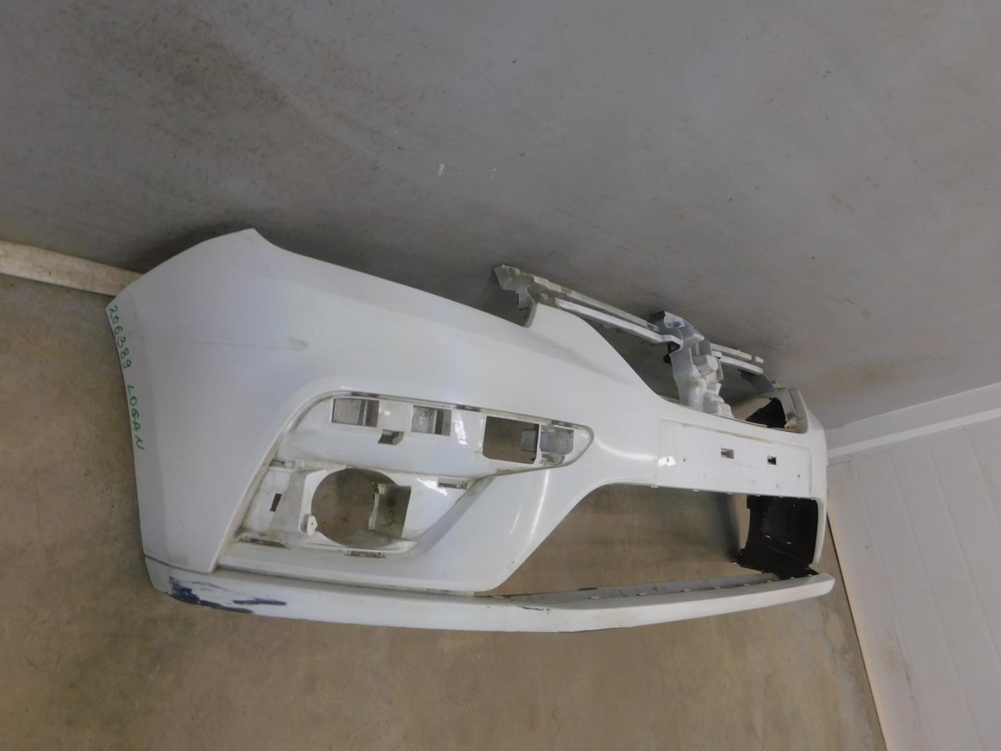 Бампер передний