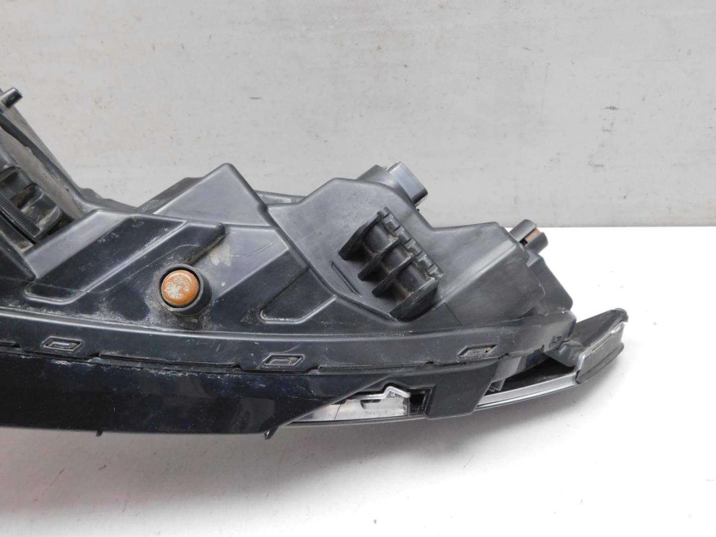 Габарит передний правый