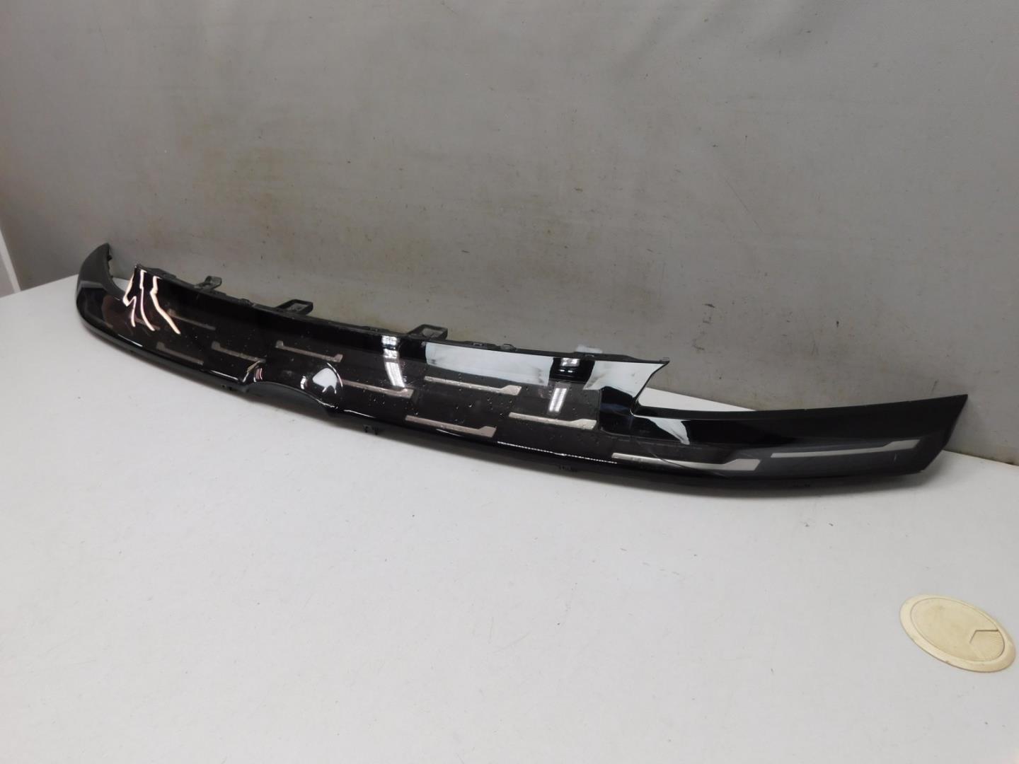 Накладка на решетку радиатора