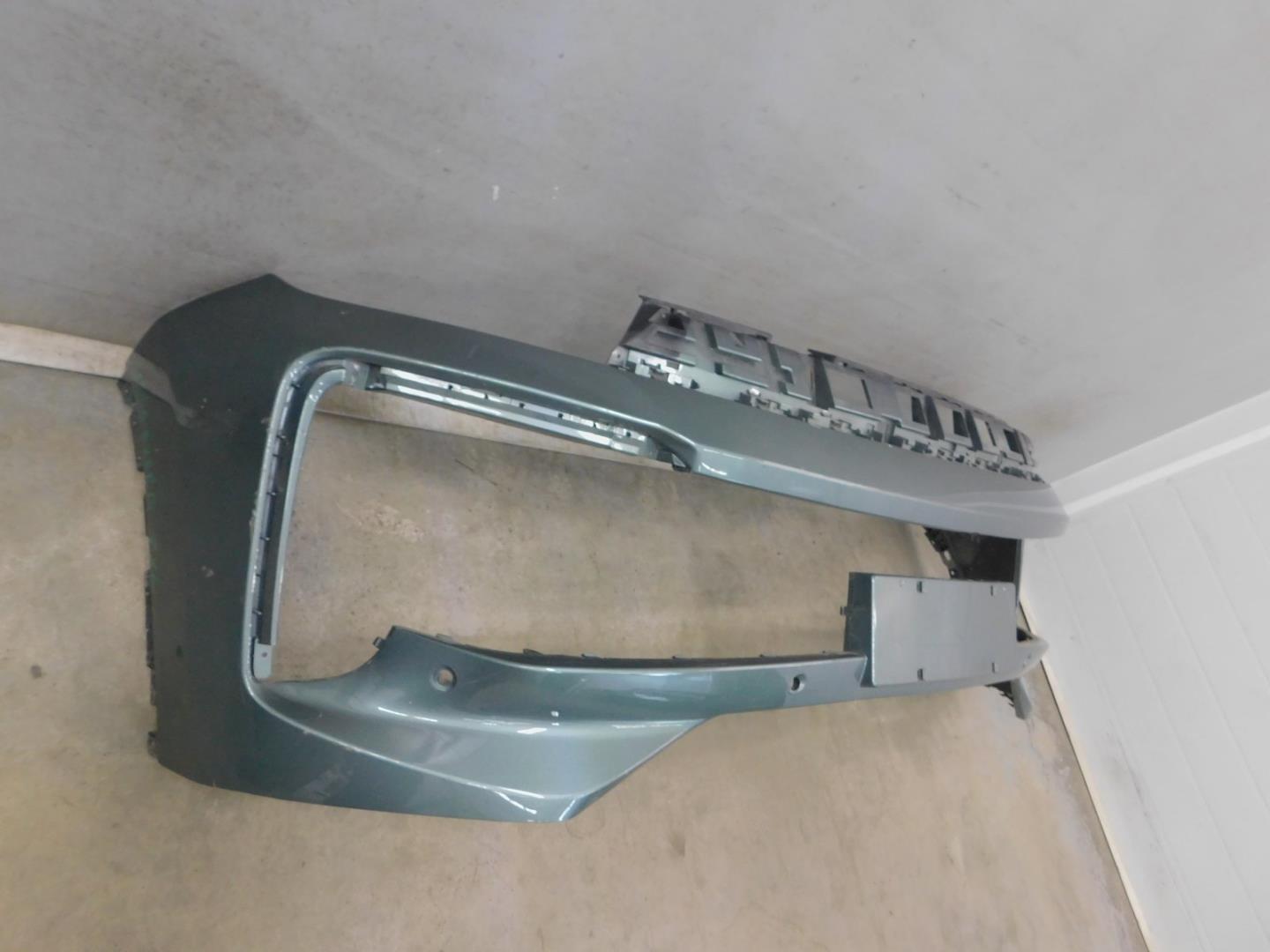 Бампер передний