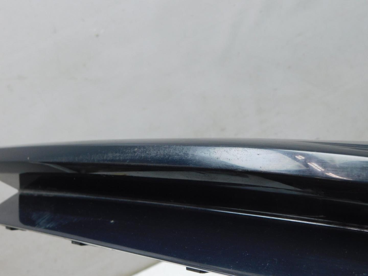 Накладка переднего бампера