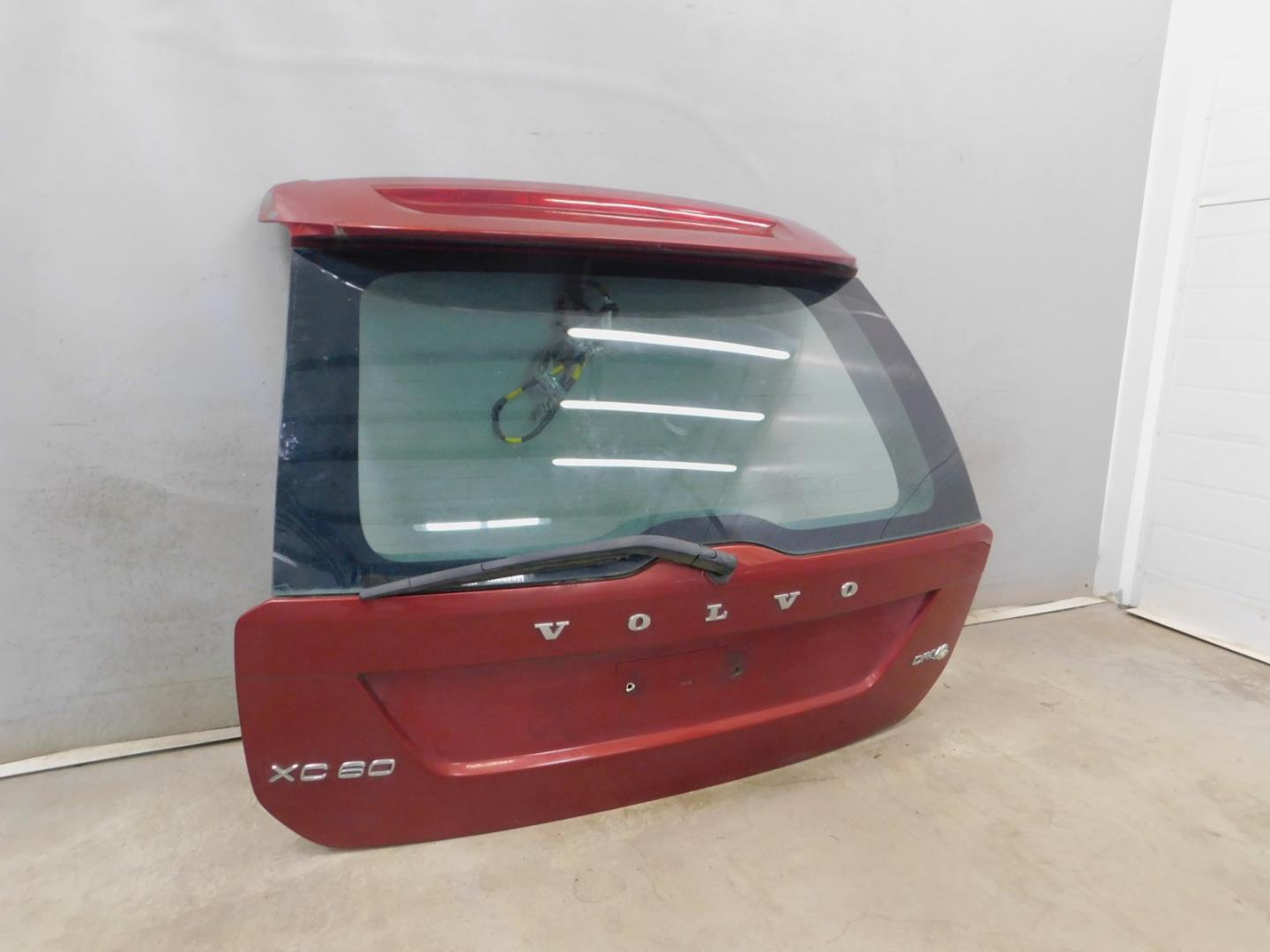 Дверь багажника