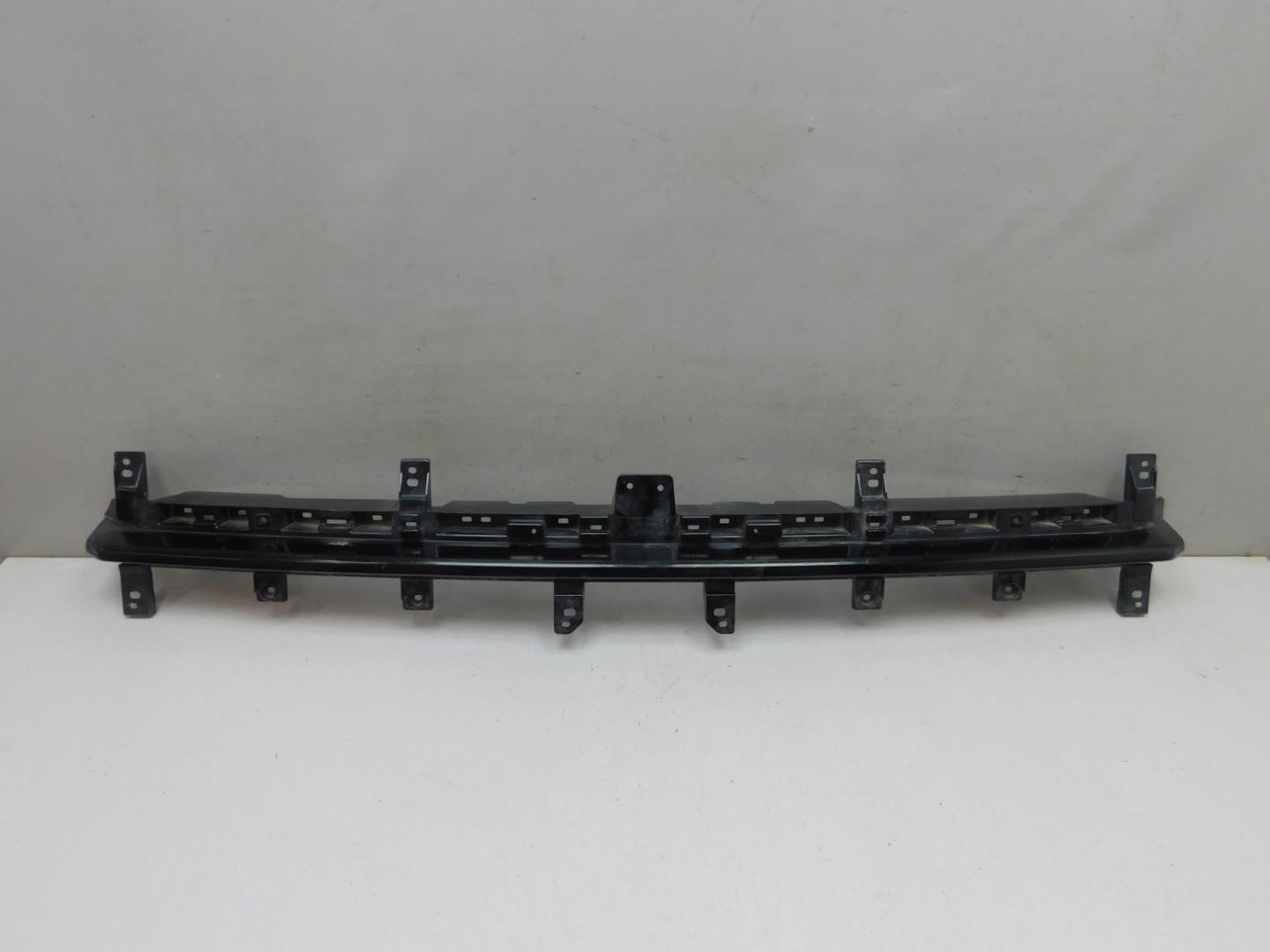 Накладка на решетку радиатора