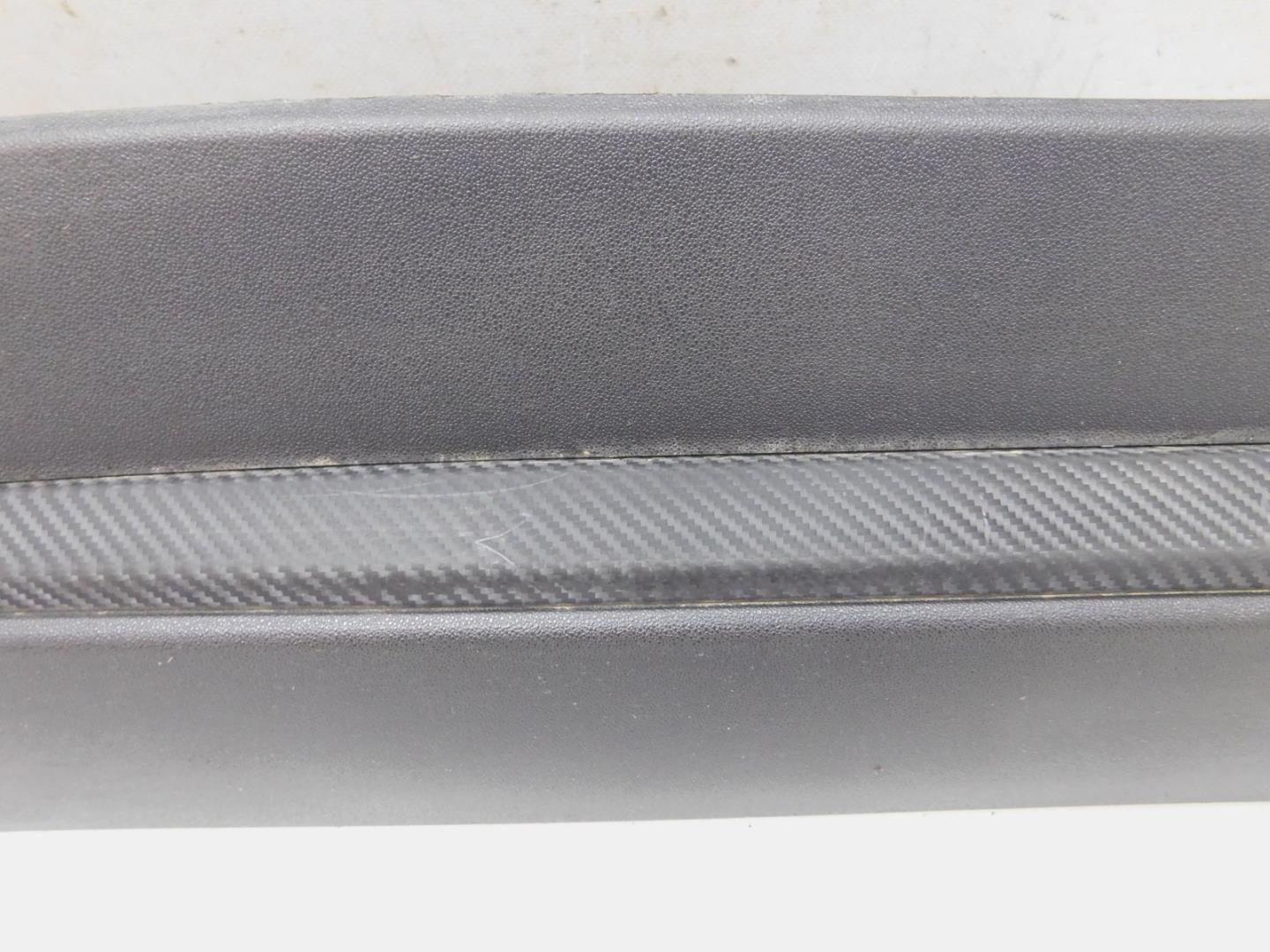 Накладка двери задней правой