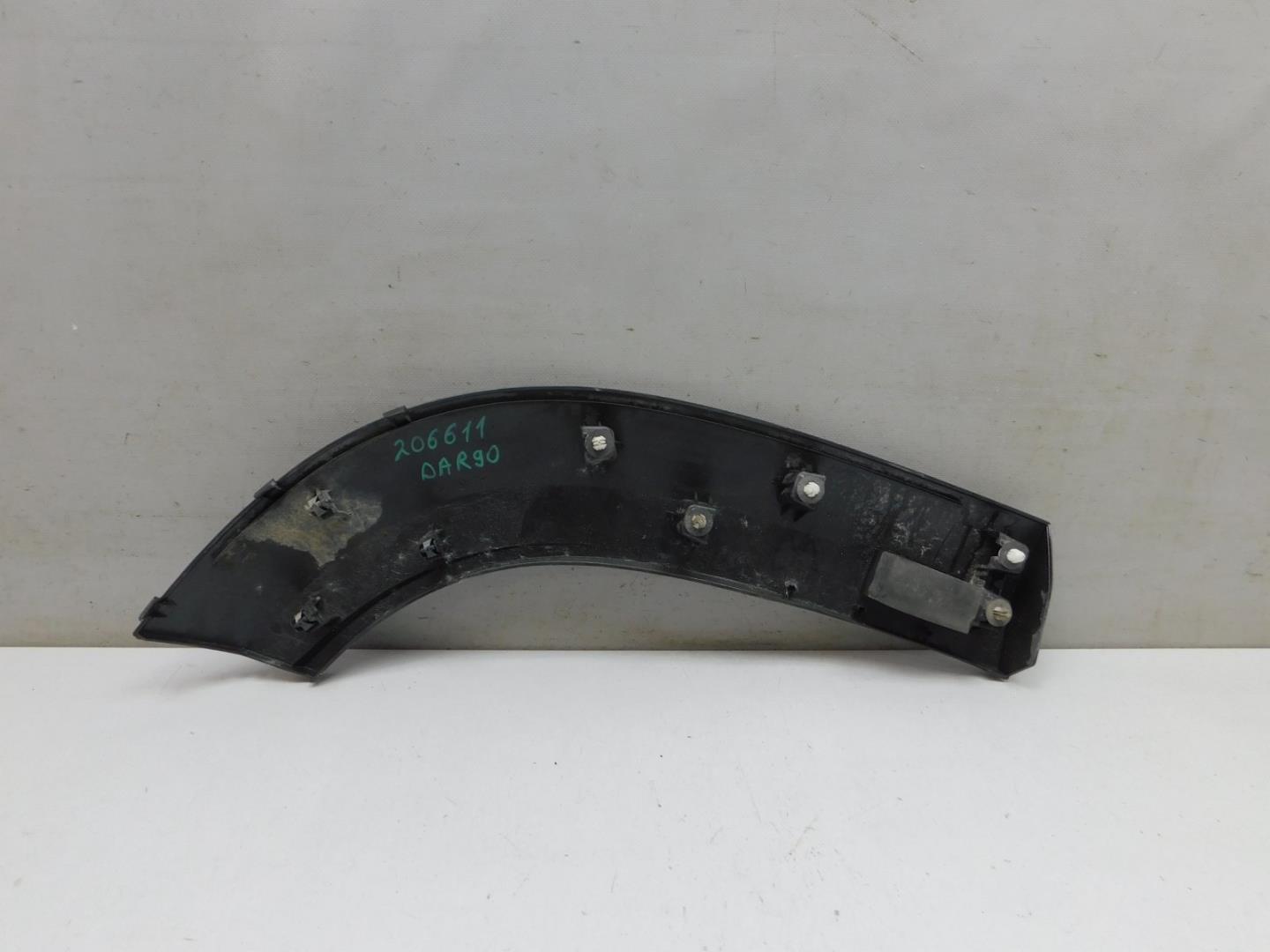 Накладка заднего крыла левого