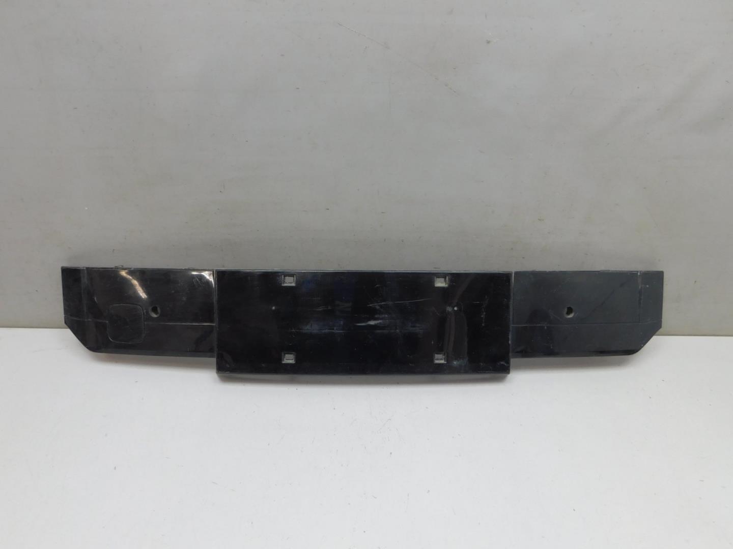 Накладка переднего бампера