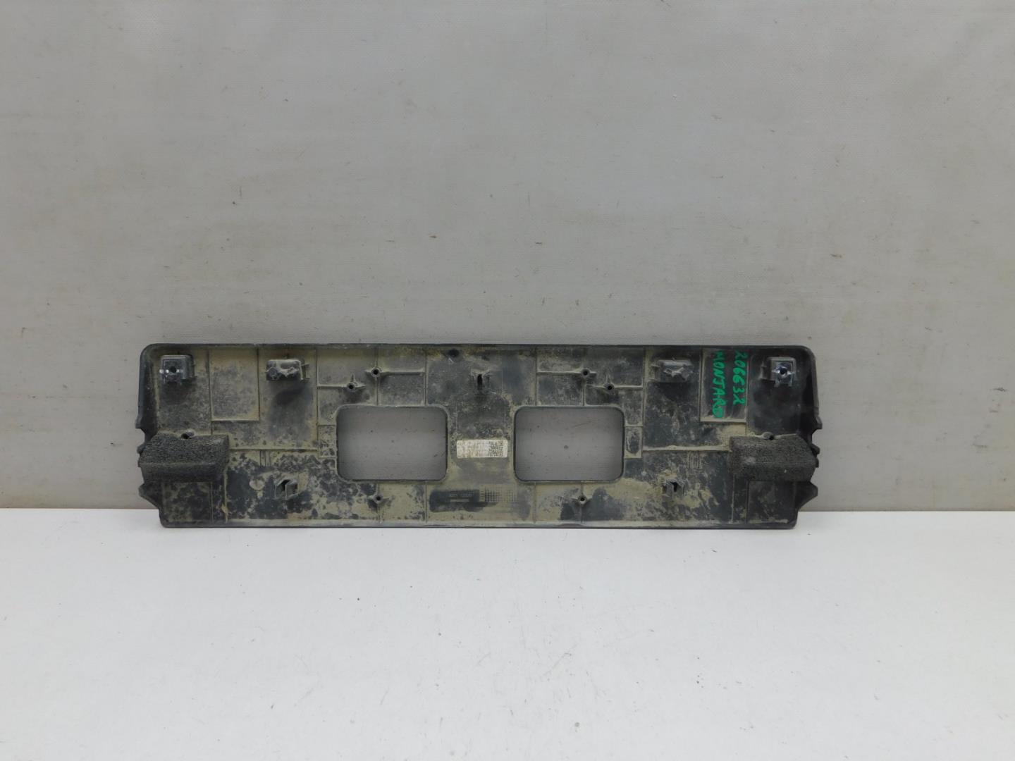 Накладка переднего бампера