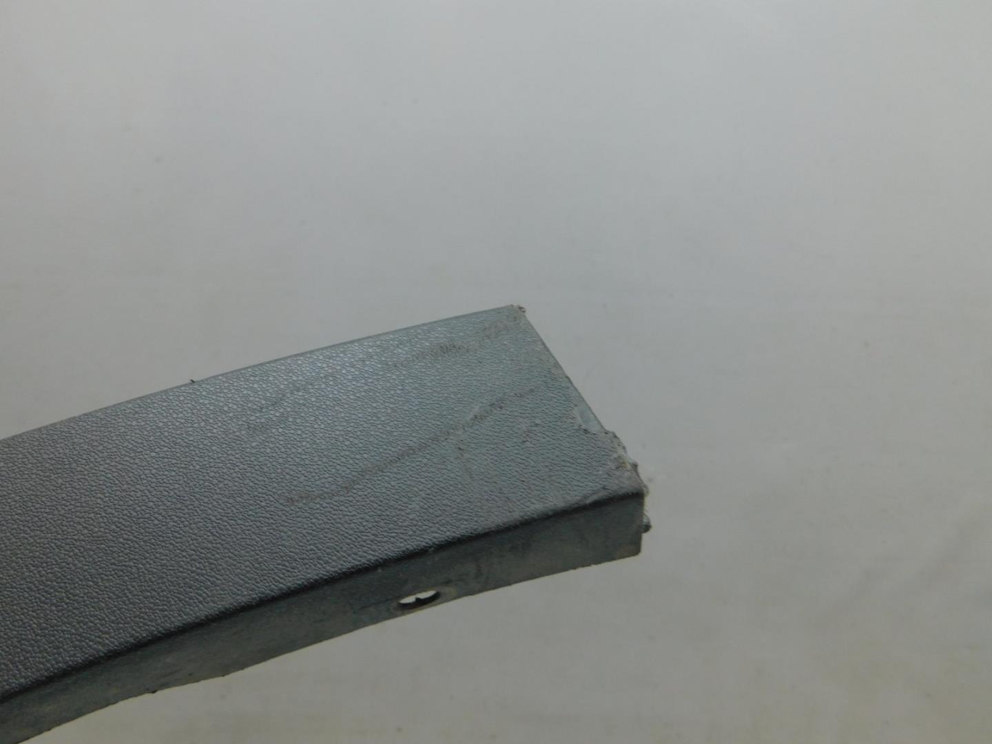 Накладка заднего крыла правого