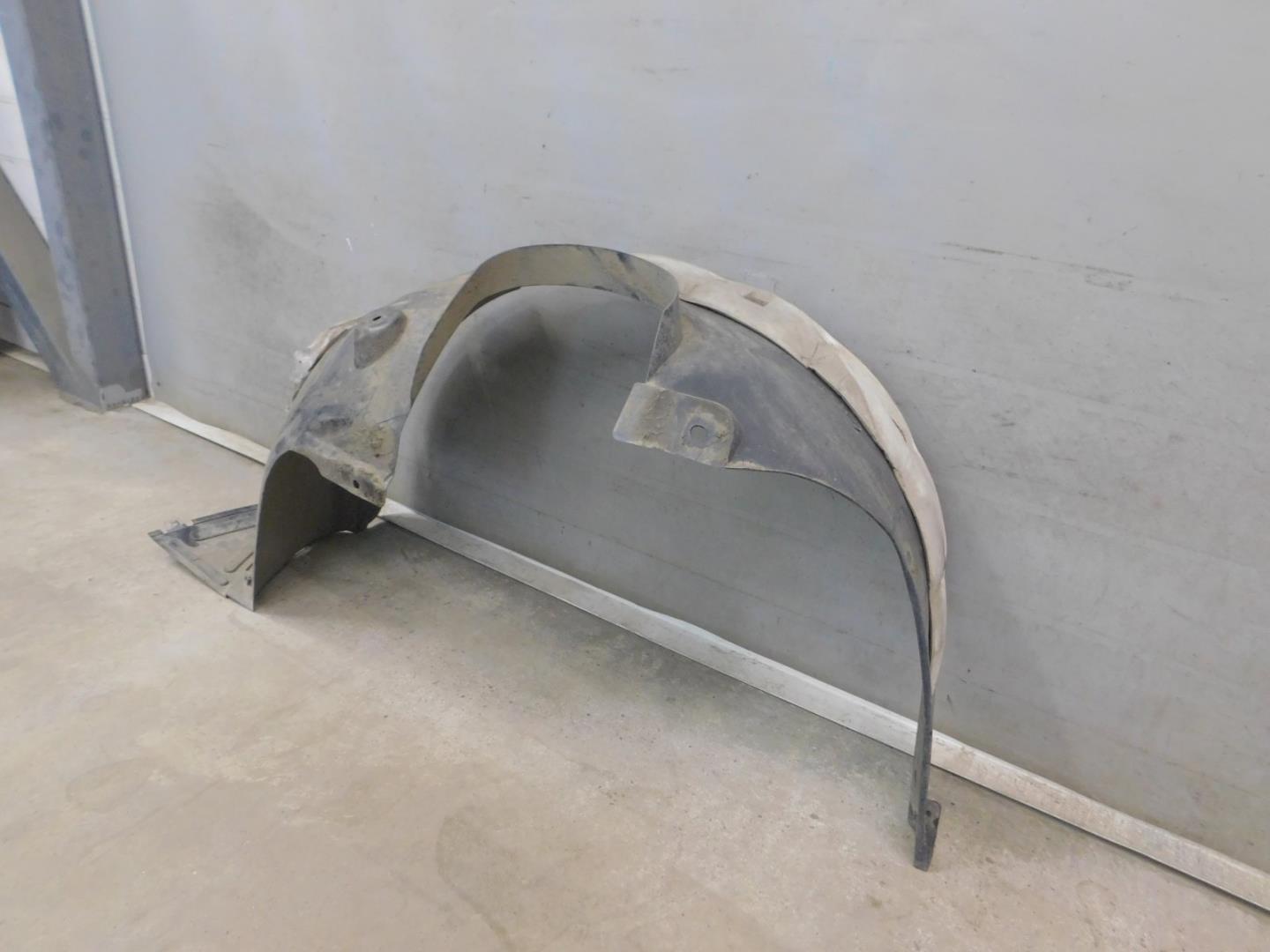 Локер передний правый