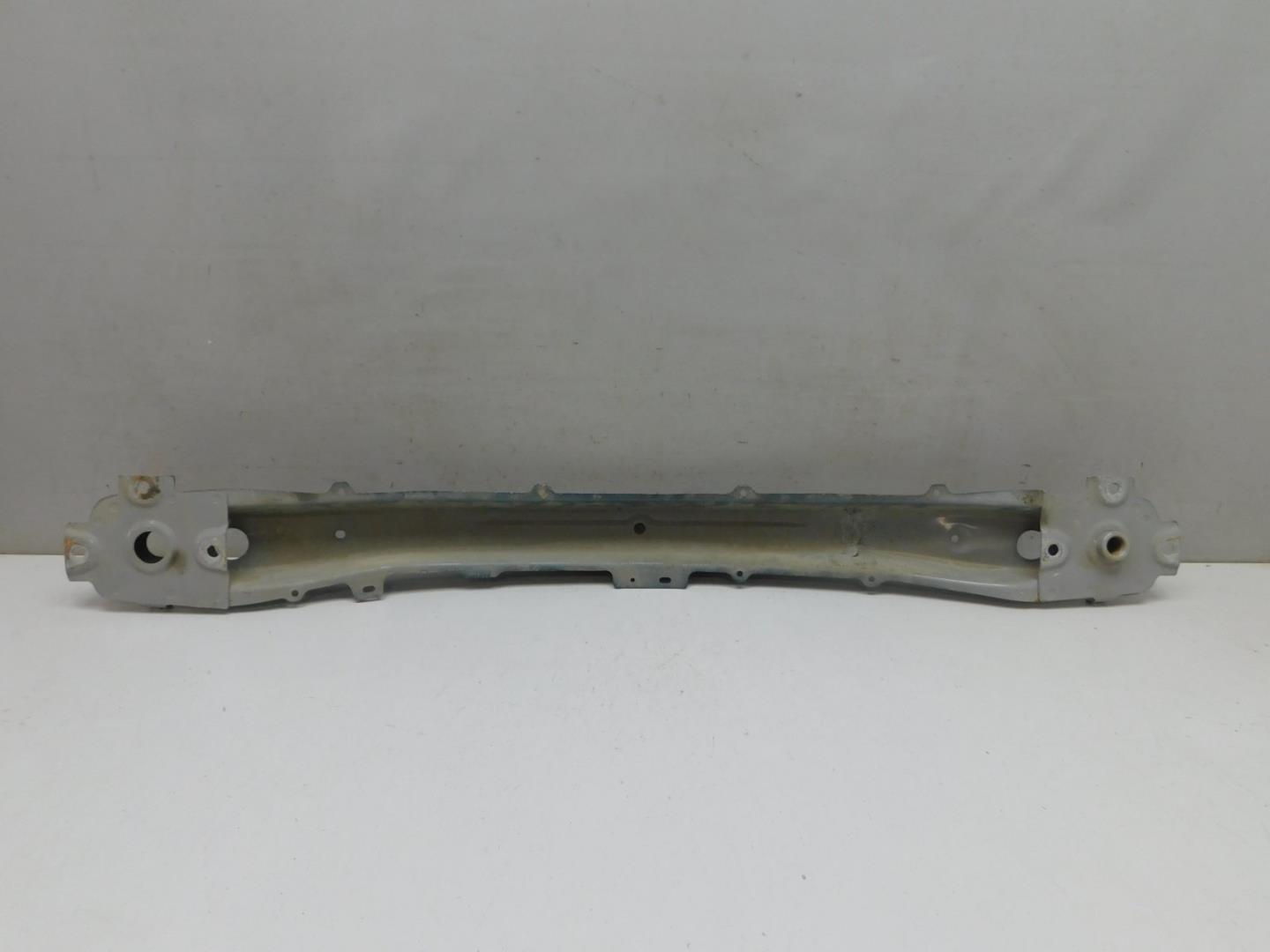 Усилитель заднего бампера