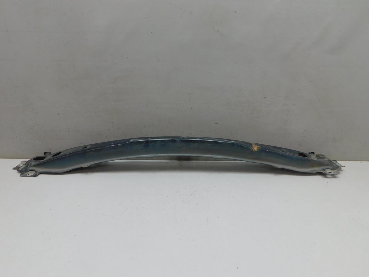 Усилитель заднего бампера