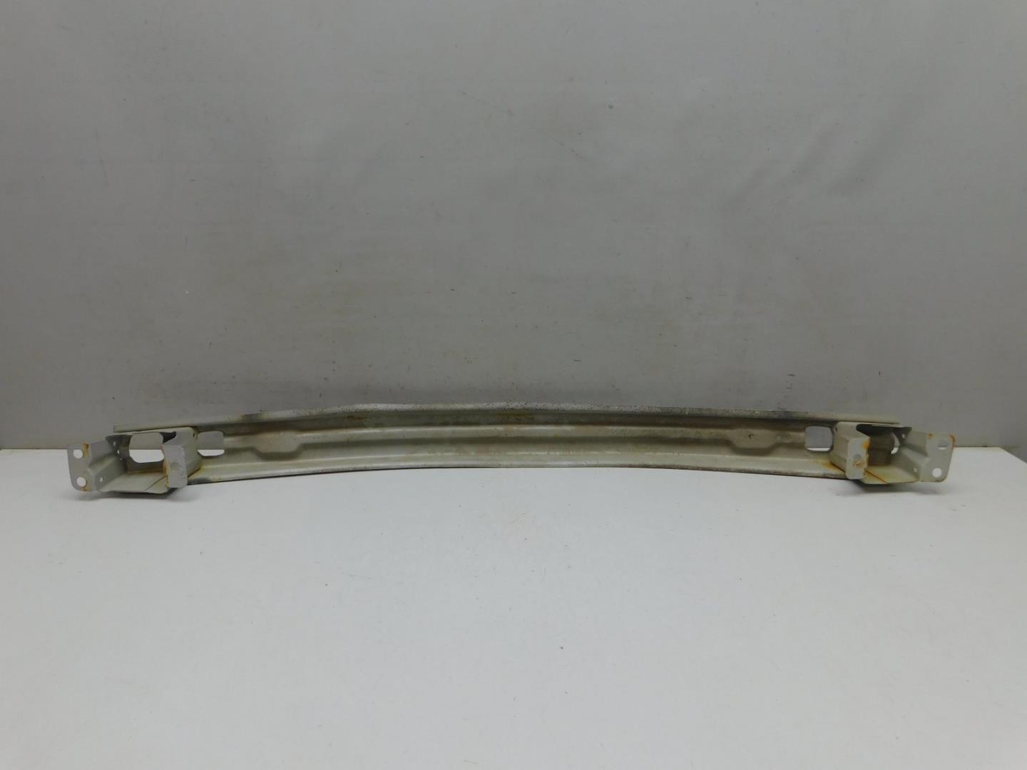 Усилитель заднего бампера