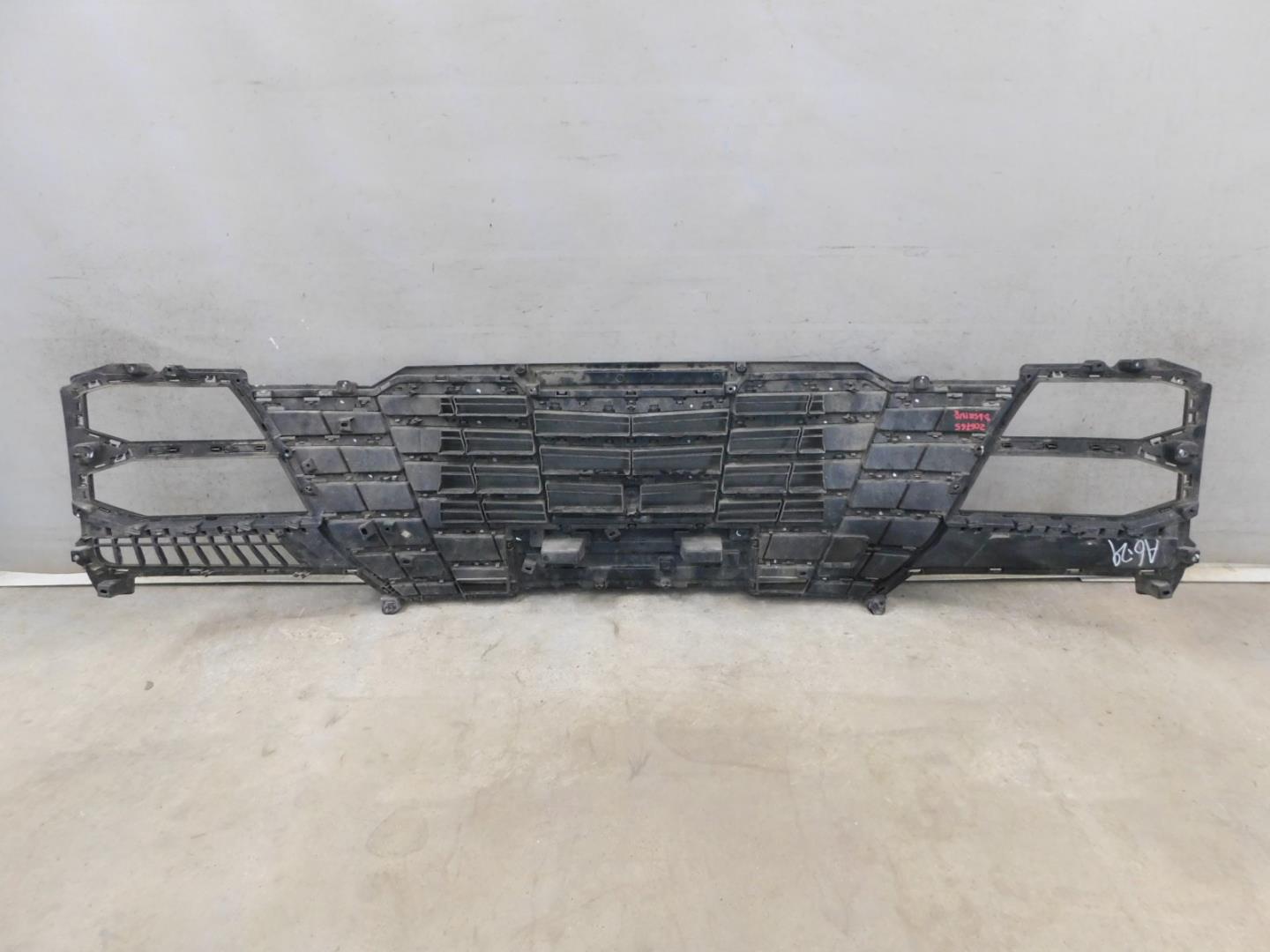 Решетка радиатора