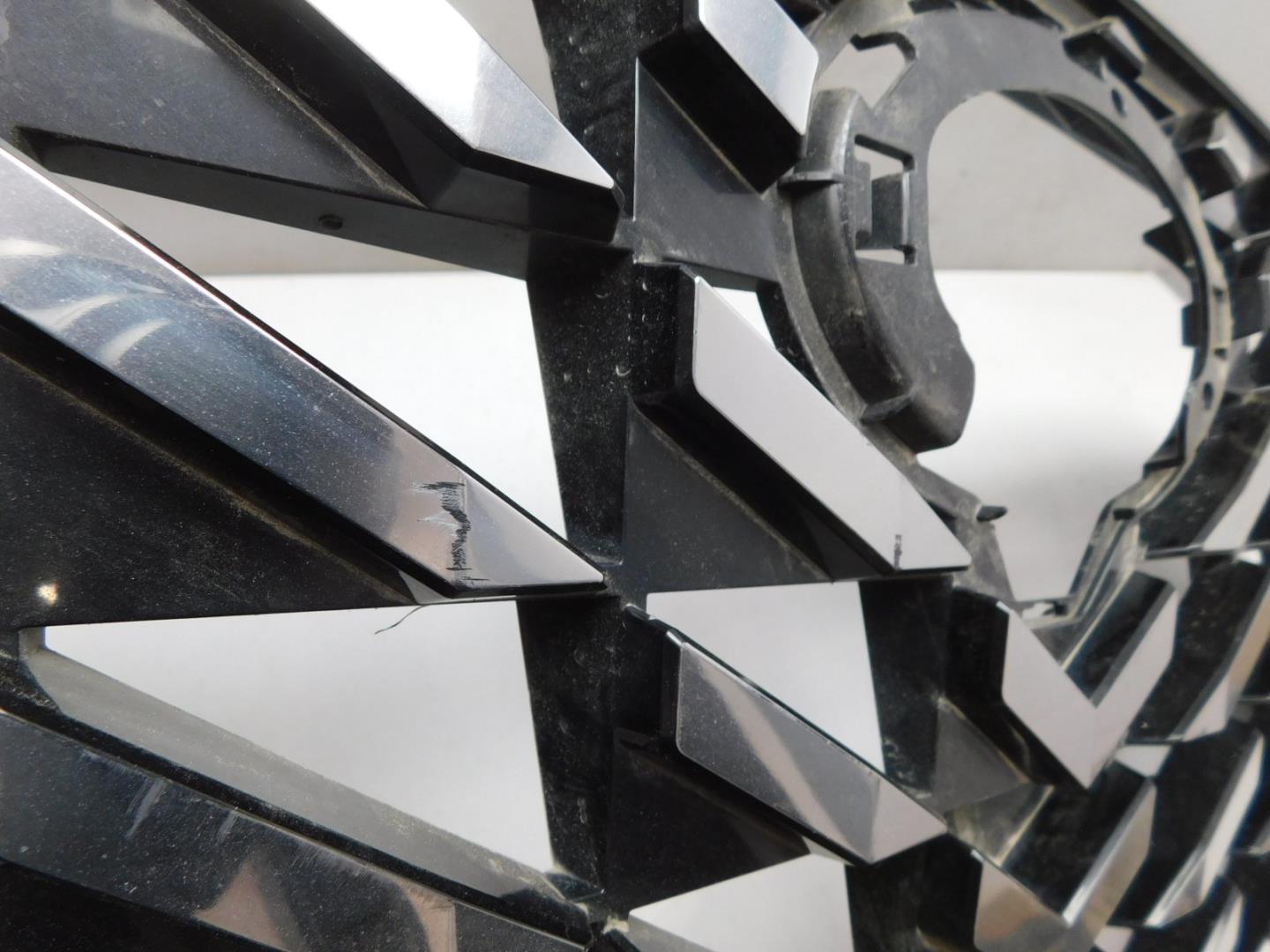 Решетка радиатора