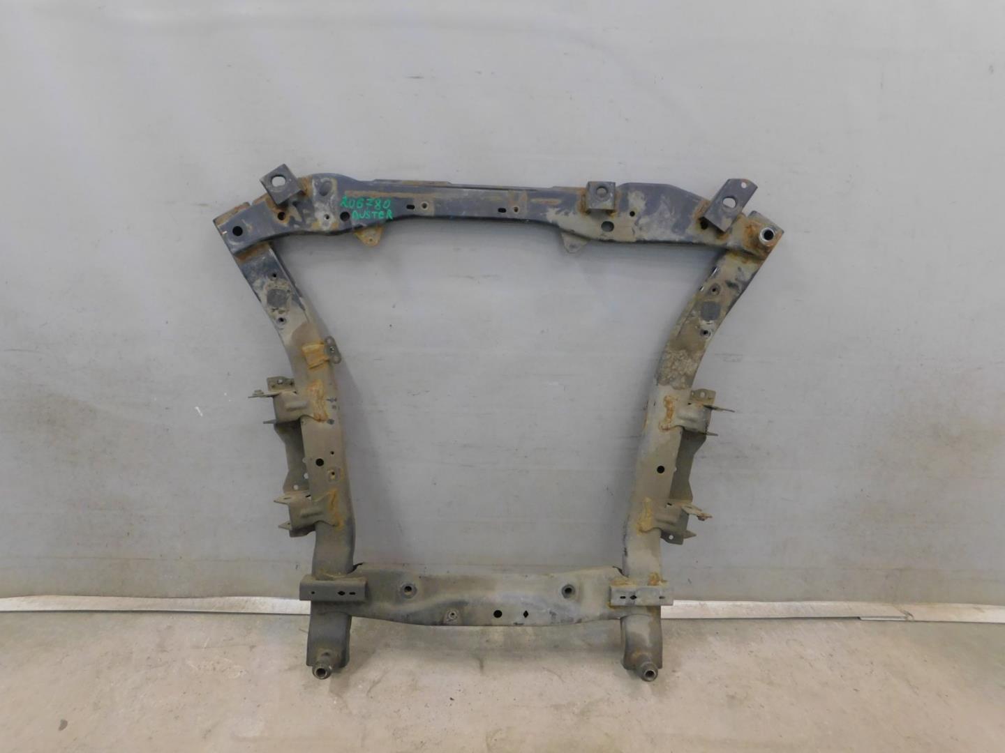 Балка подмоторная