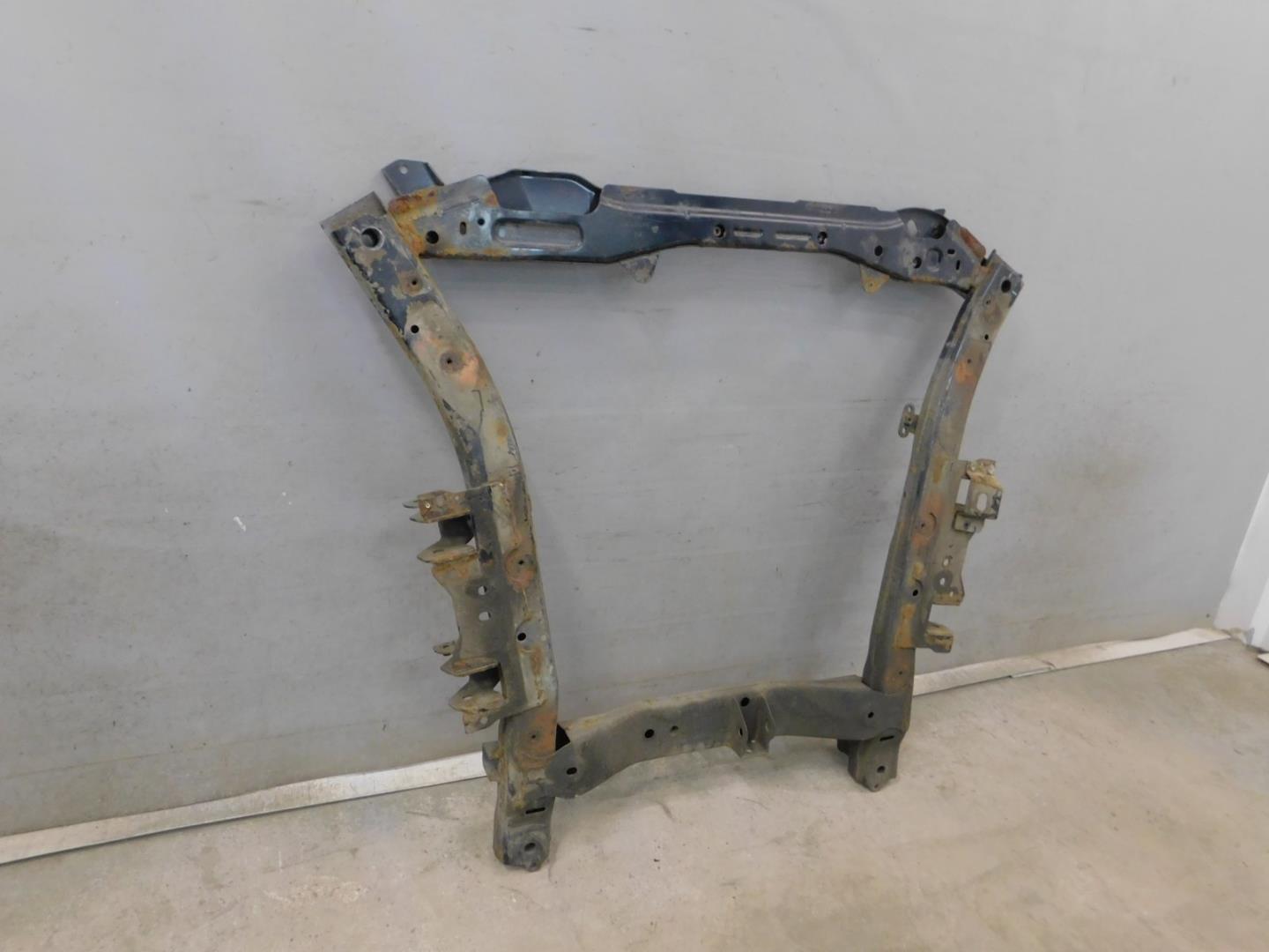 Балка подмоторная